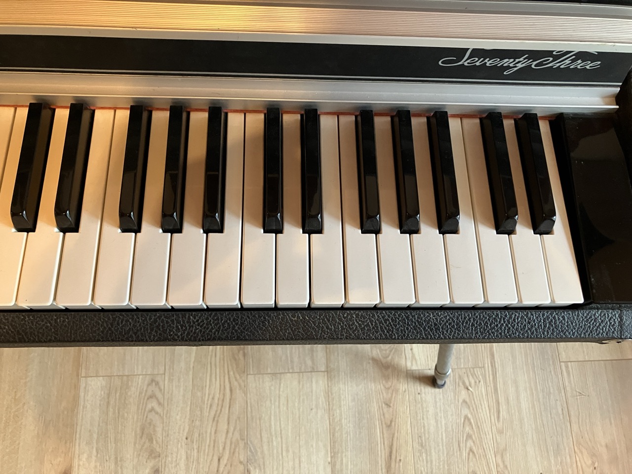 Mark II Stage 73 Rhodes Mark II Stage 73 Audiofanzine