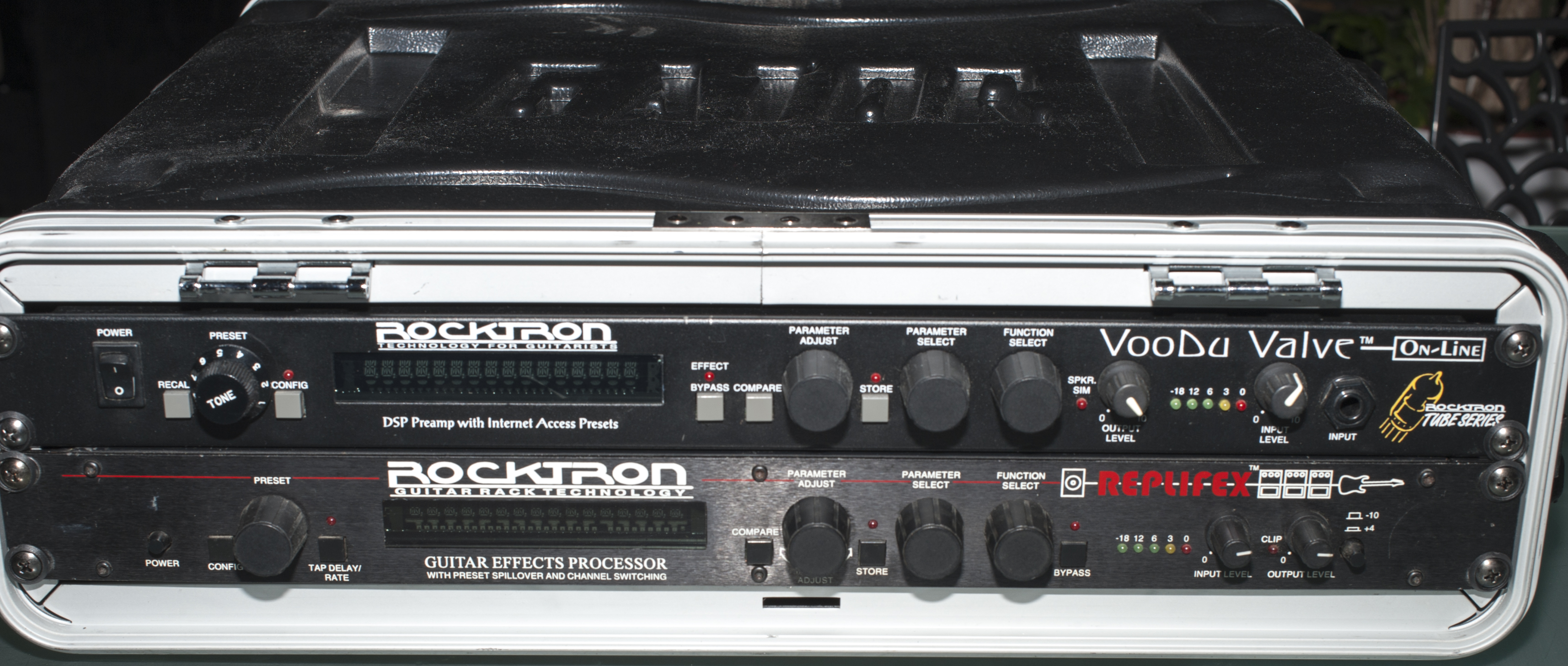 Rocktron Voodu Valve image (667924) Audiofanzine