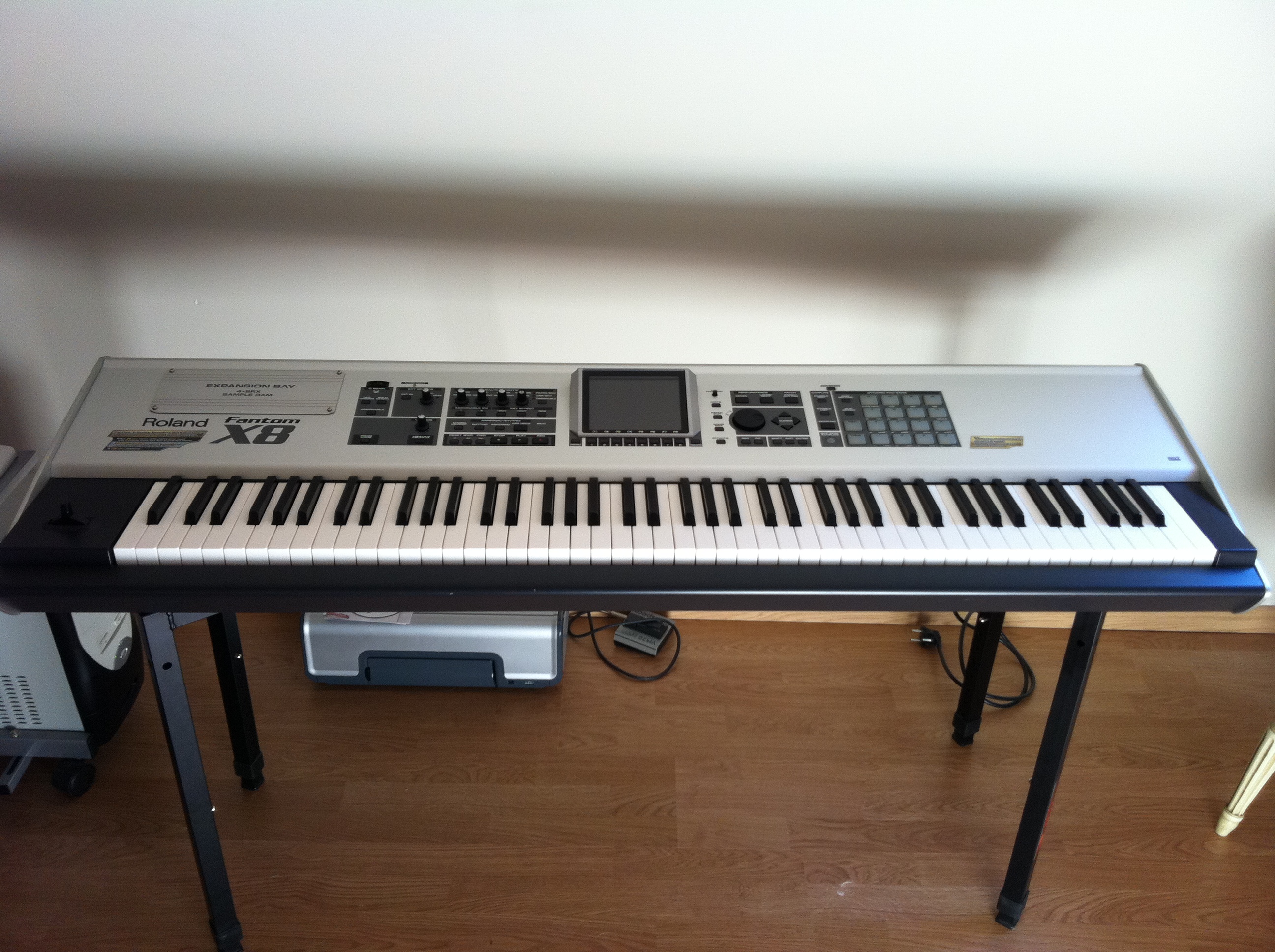 Roland Fantom X8 image (986016) Audiofanzine