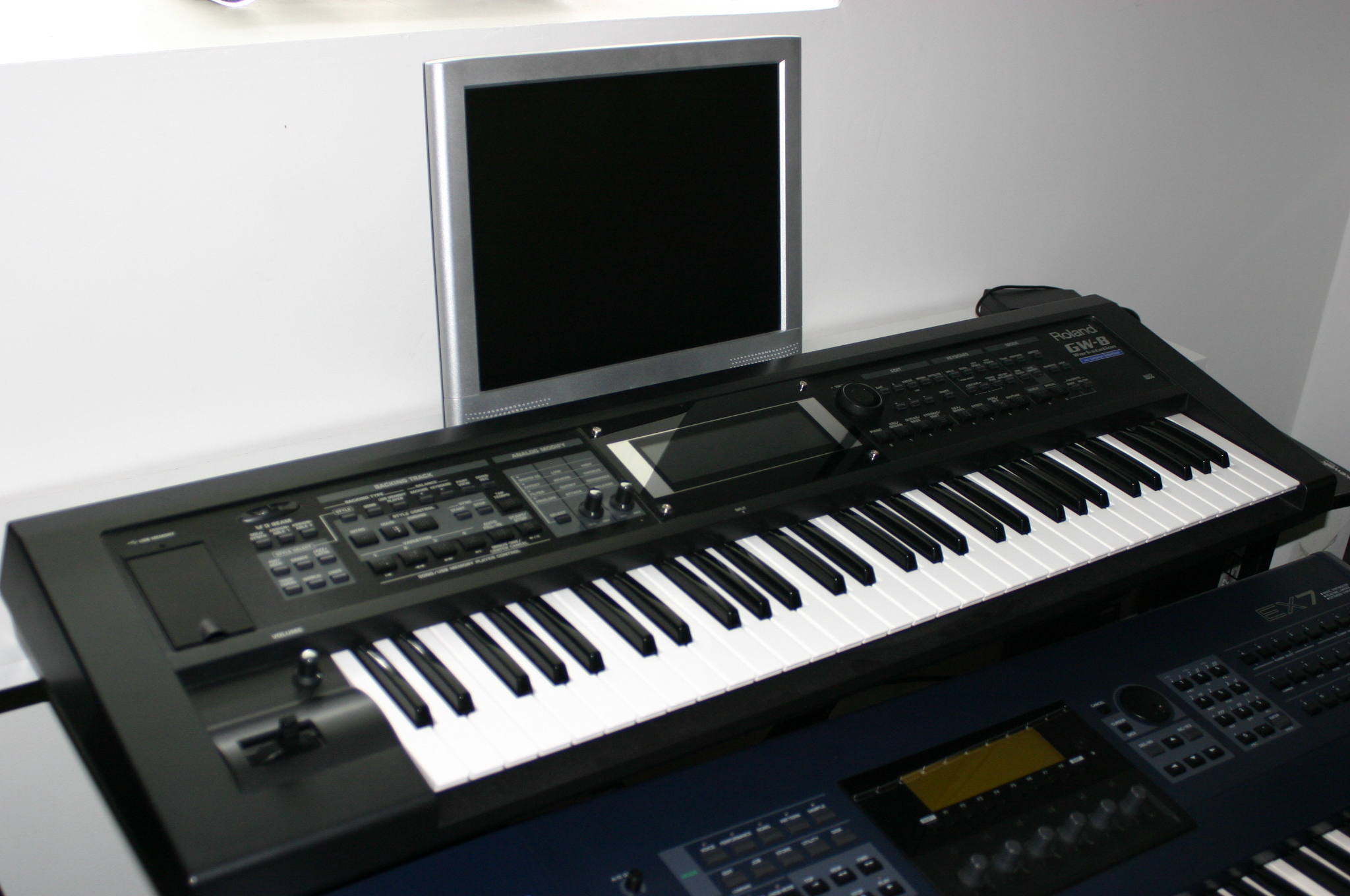 Roland GW8 image (264696) Audiofanzine