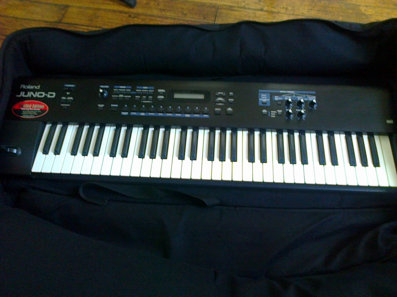 Roland JUNOD Limited Edition image (748127) Audiofanzine