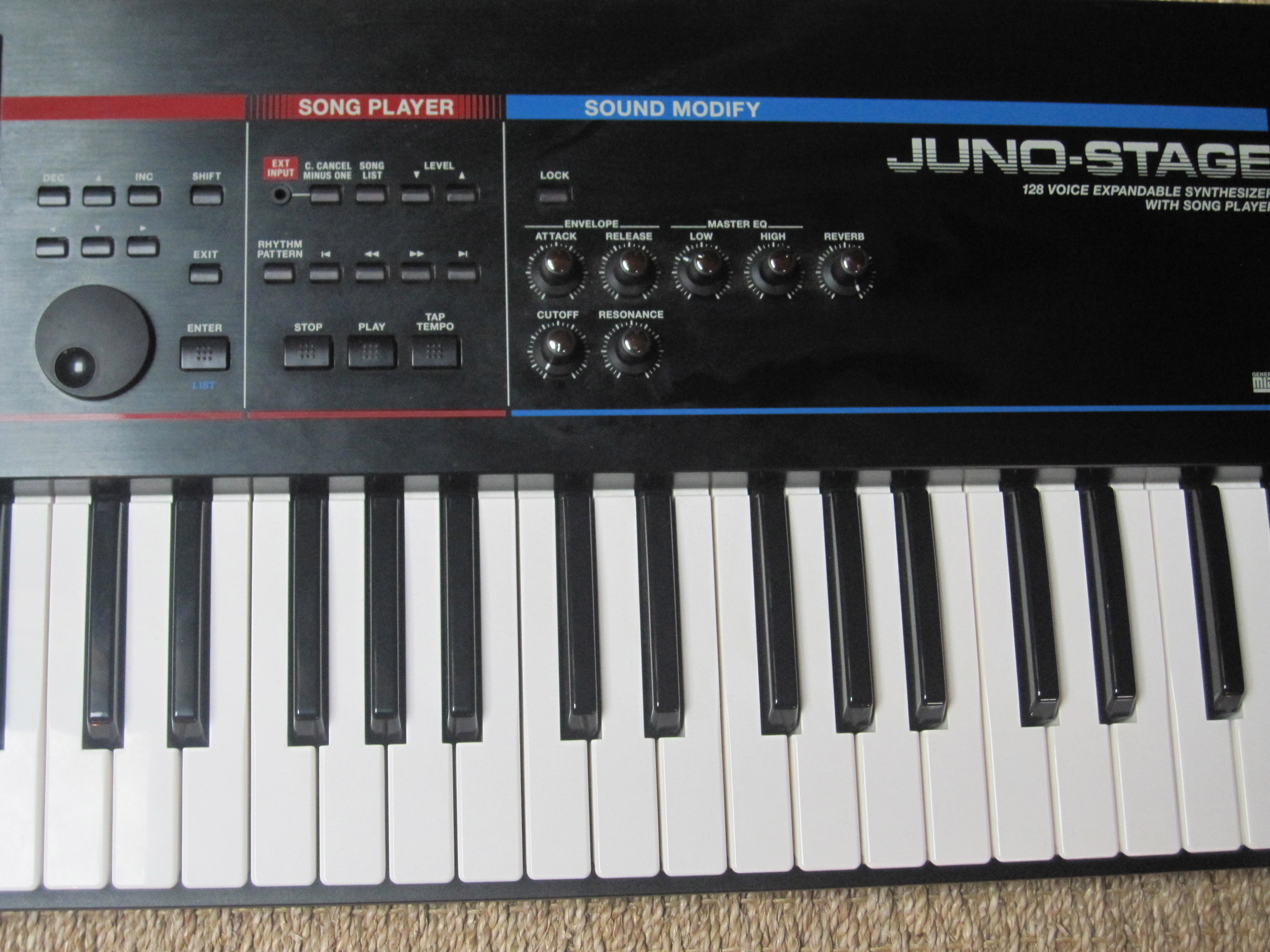 Roland JUNOStage image (375201) Audiofanzine