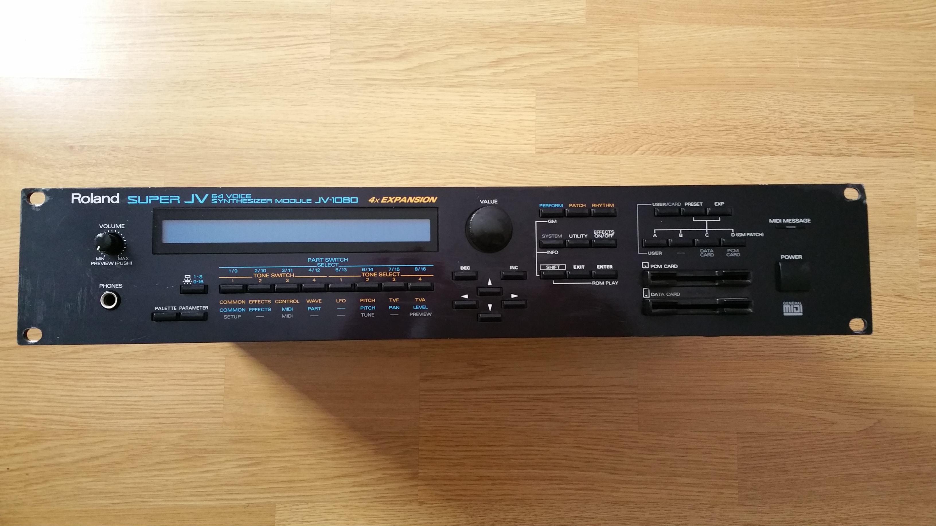 JV1080 Roland JV1080 Audiofanzine