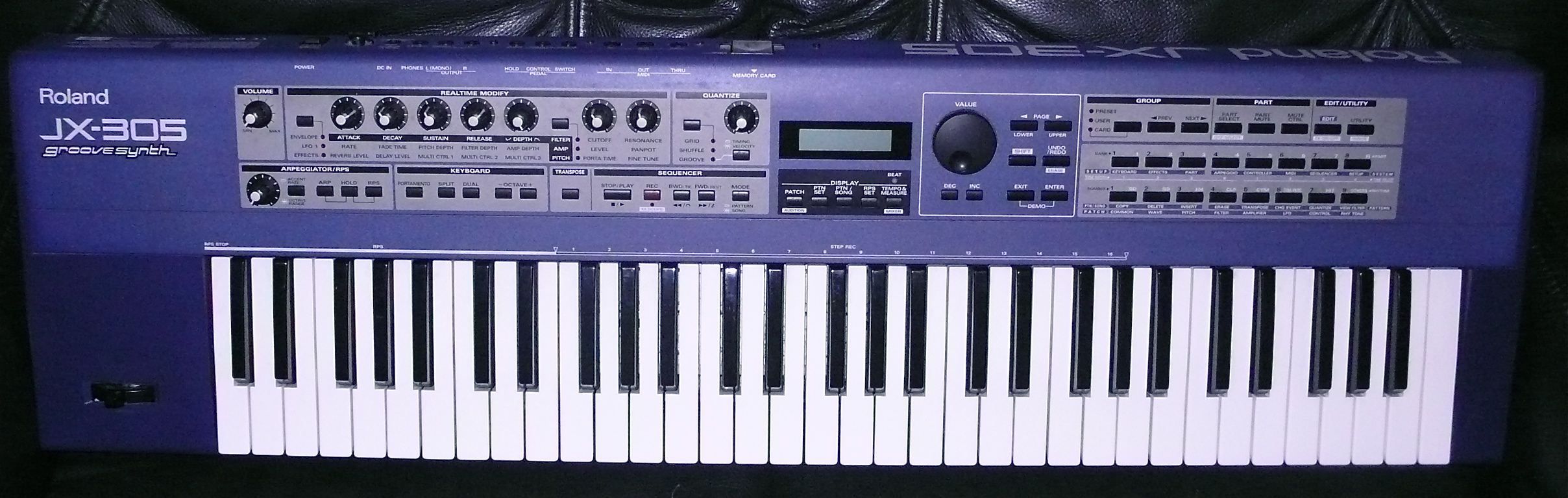 Roland Jx 305