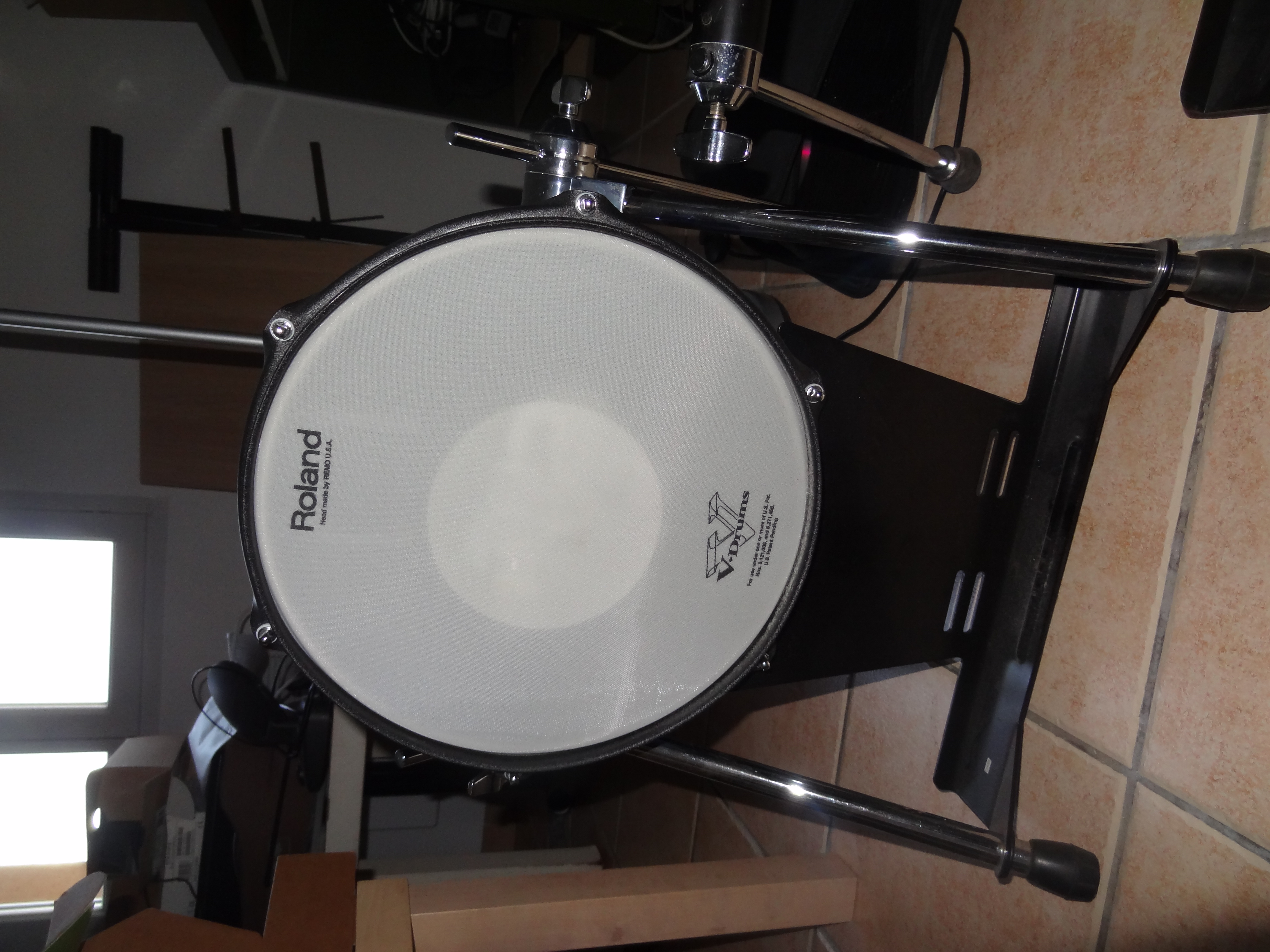 Roland KD120 image (746719) Audiofanzine
