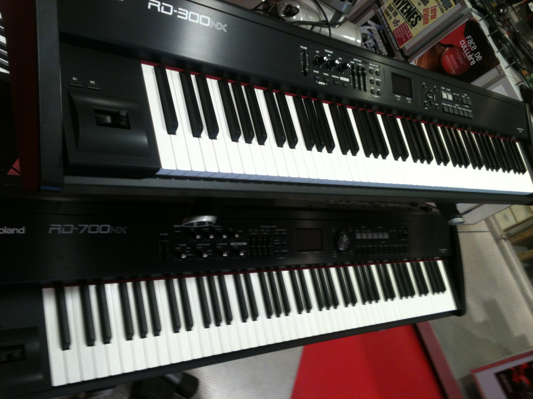 日本買いROLAND ローランド RD-700NX デジタルピアノ 電子キーボード ローランド