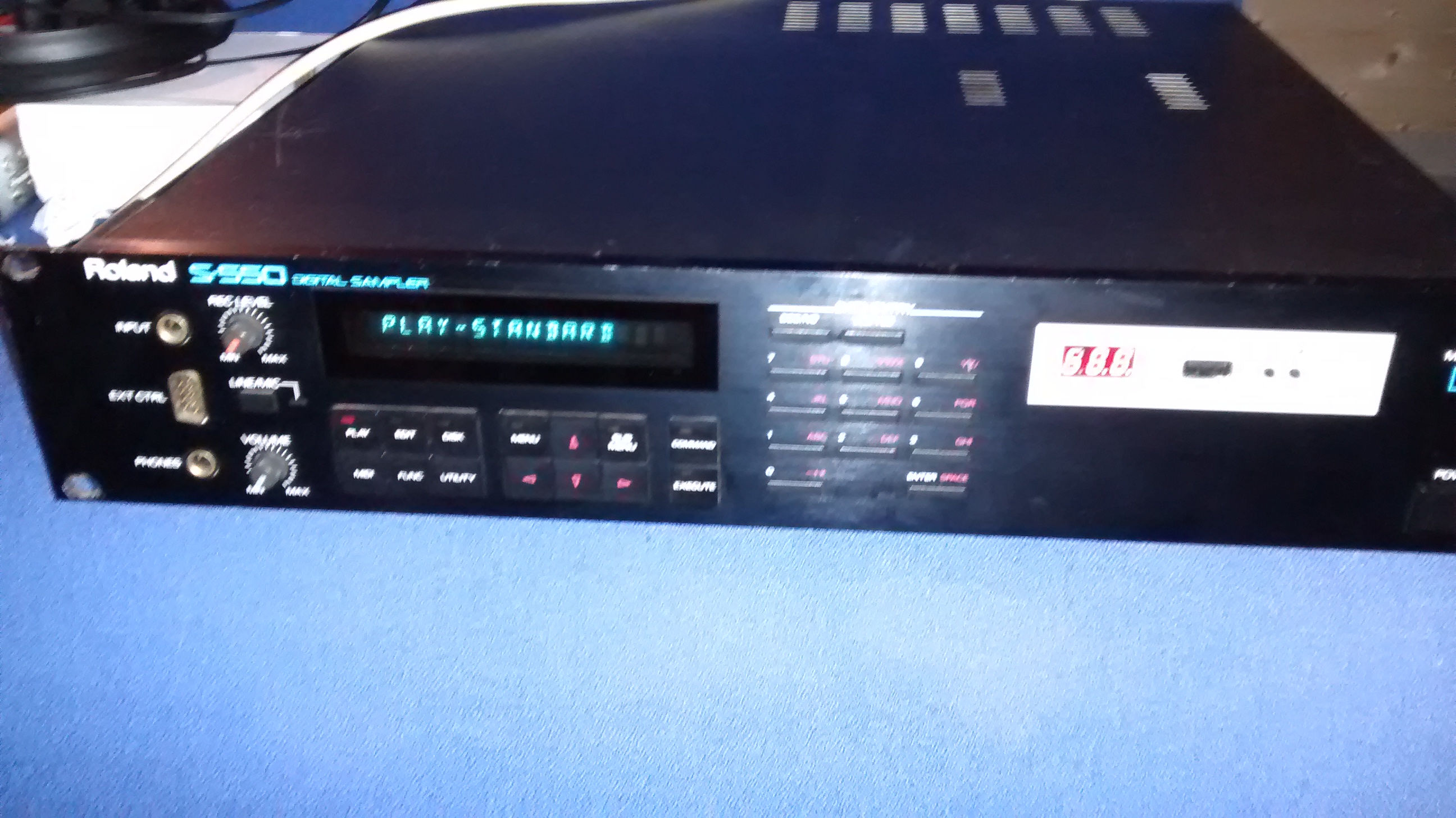 S550 Roland S550 Audiofanzine