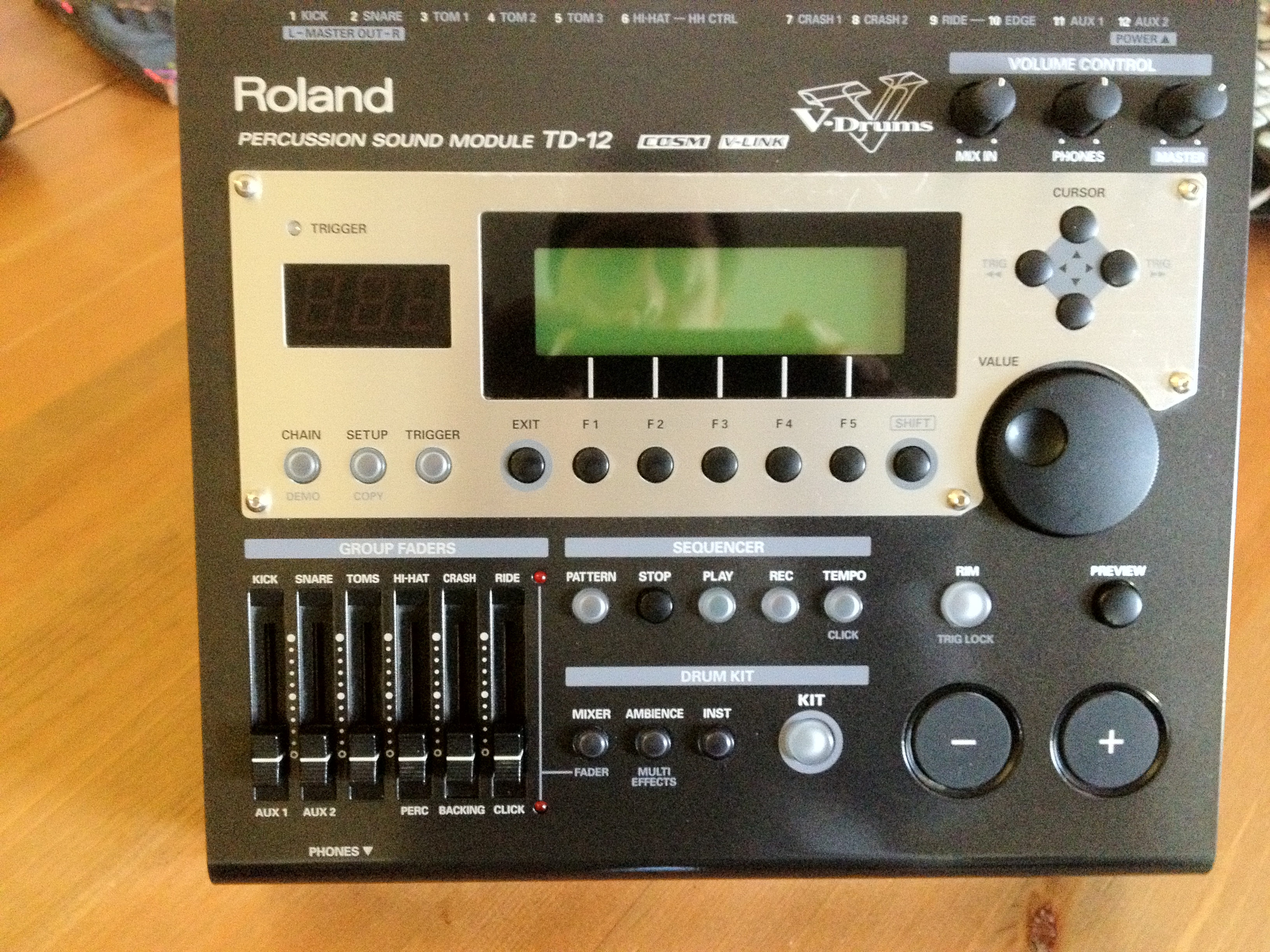 Roland TD-12 Module image (#448802) - Audiofanzine