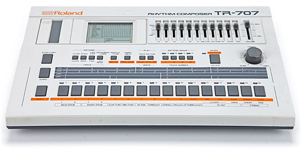 roland-tr-707-635769.jpg