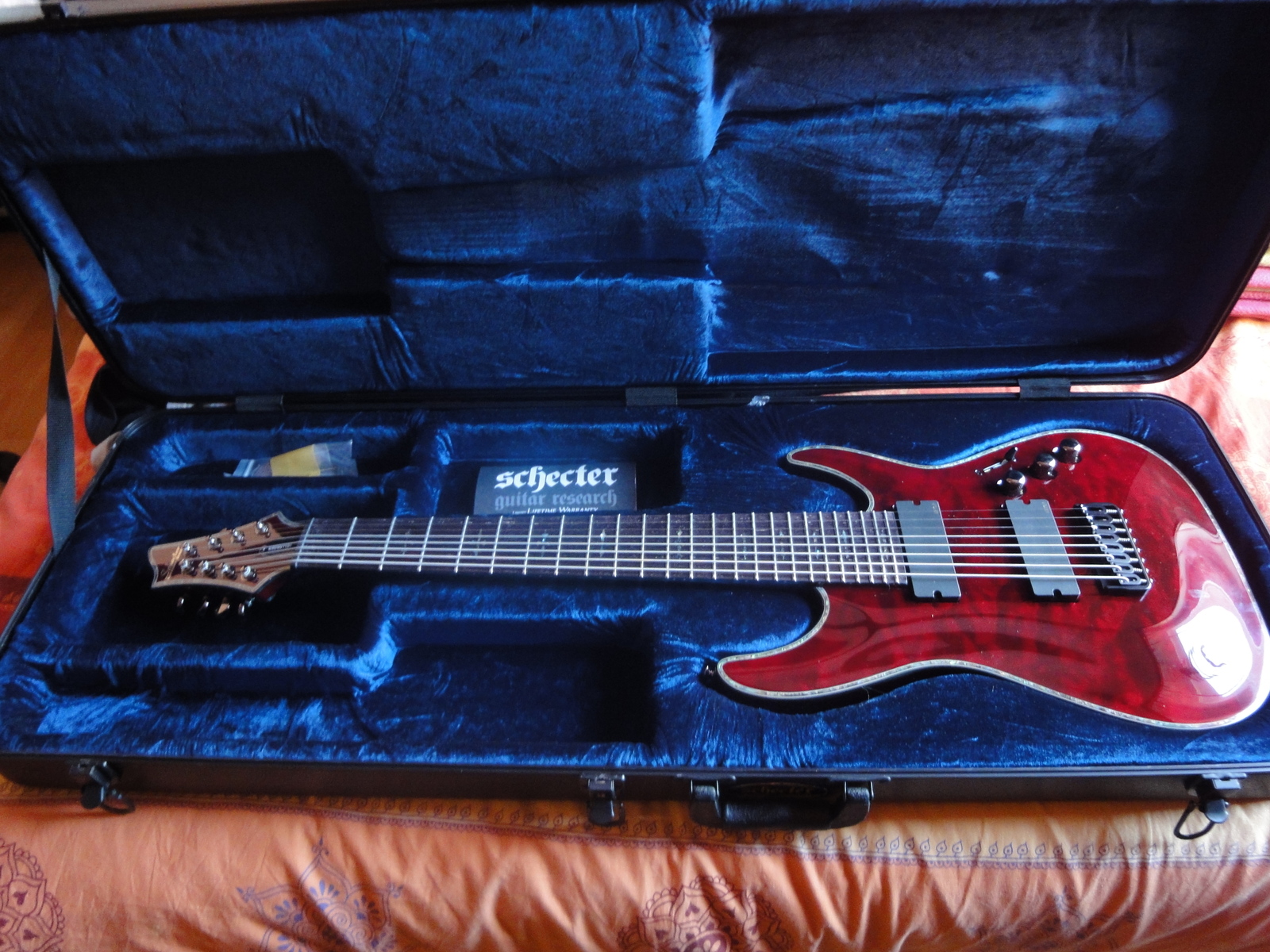 Schecter C8 Hellraiser