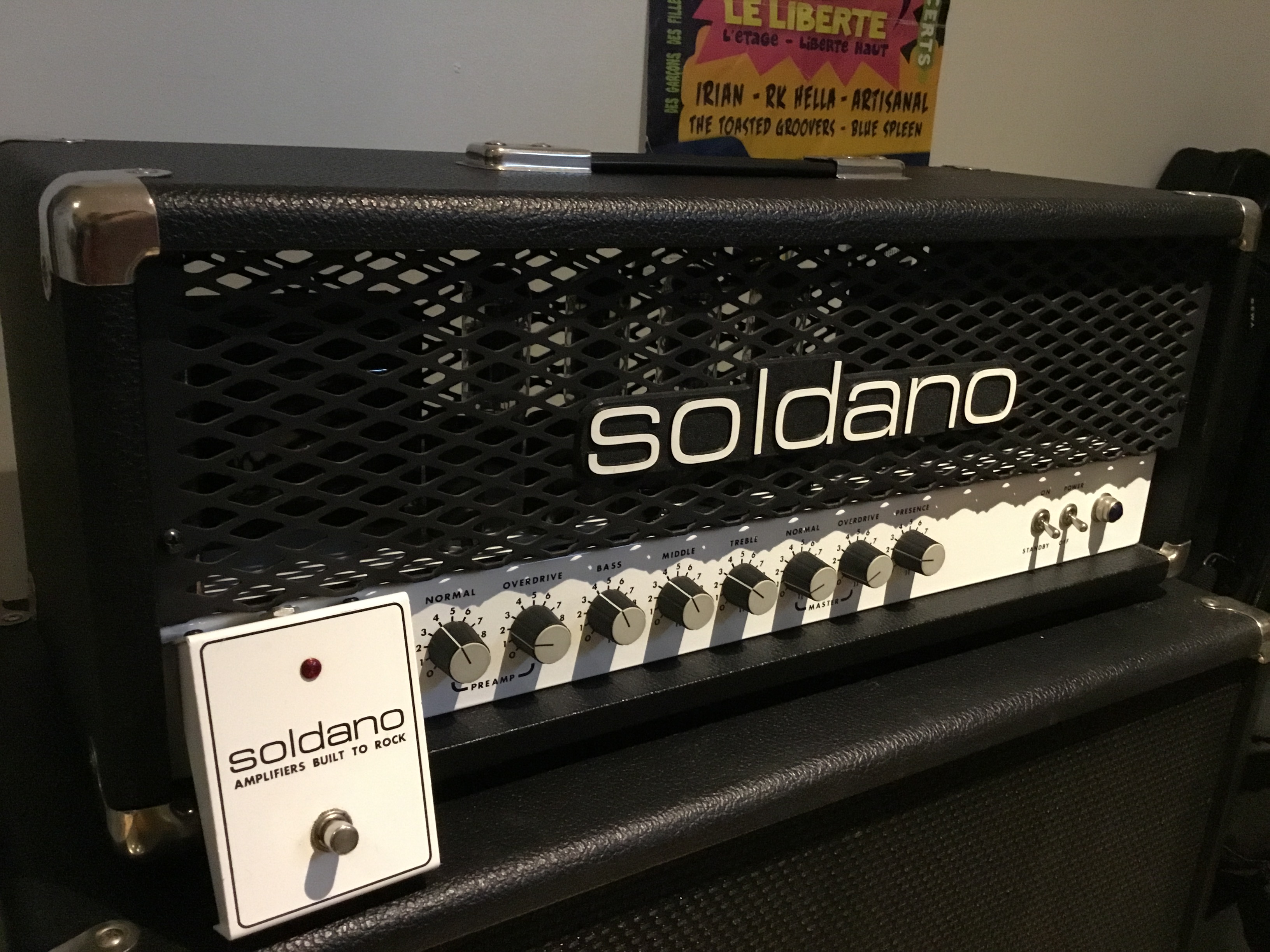 SLO 100 Super Lead Overdrive Soldano Audiofanzine