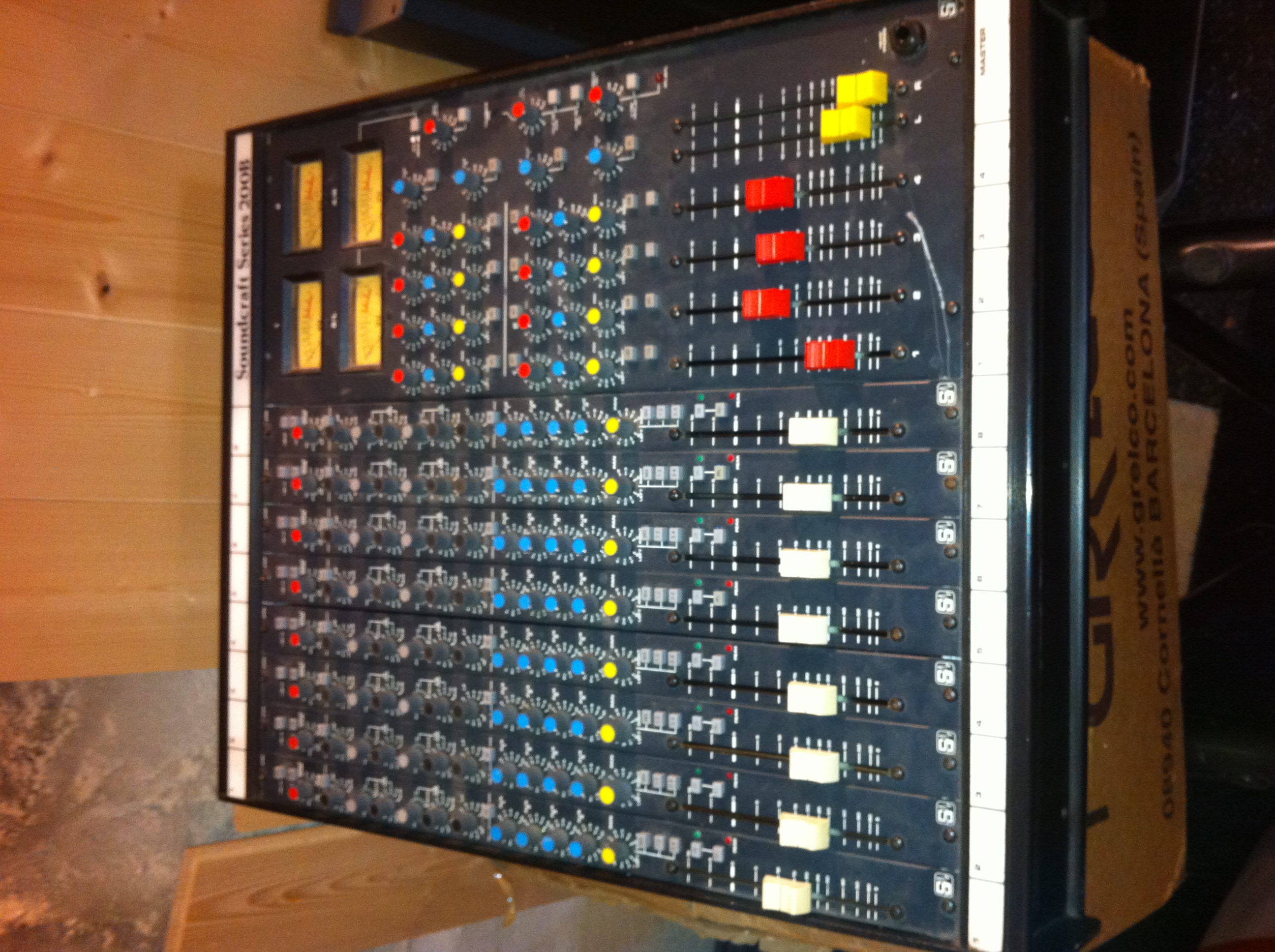 Soundcraft 200B image (357058) Audiofanzine