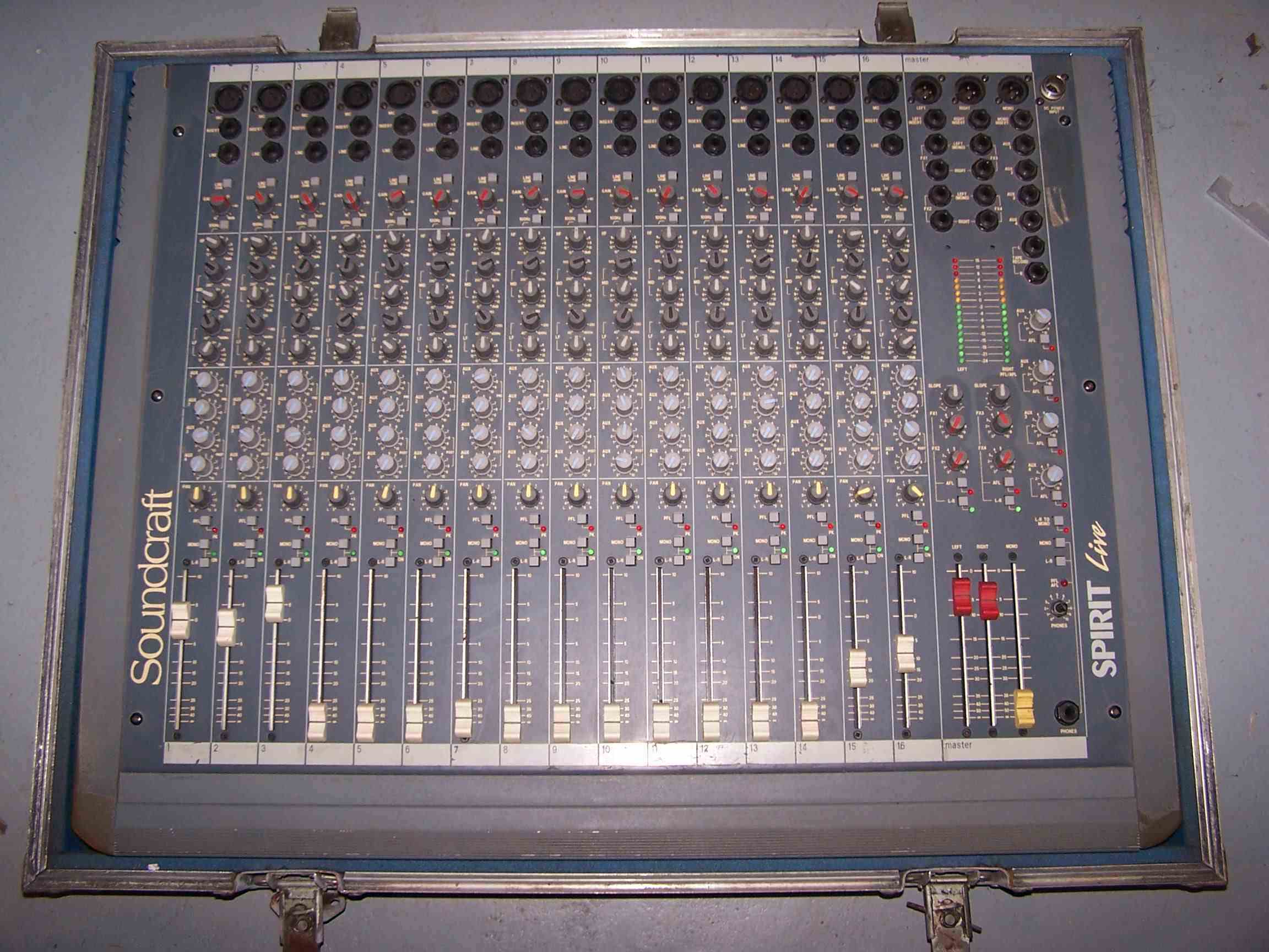 Soundcraft Spirit Live 16 image (149386) Audiofanzine