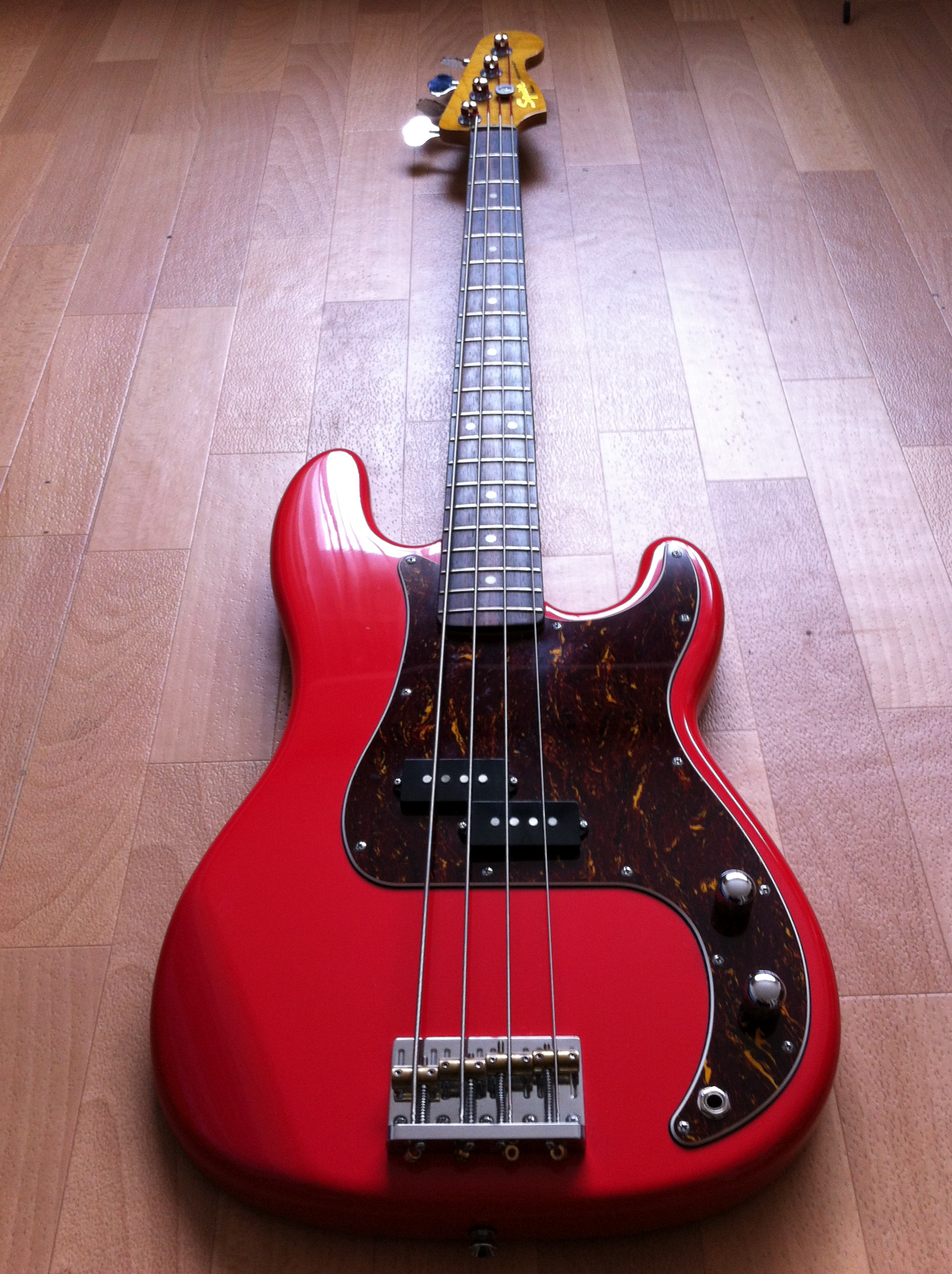 Squier Precision Bass