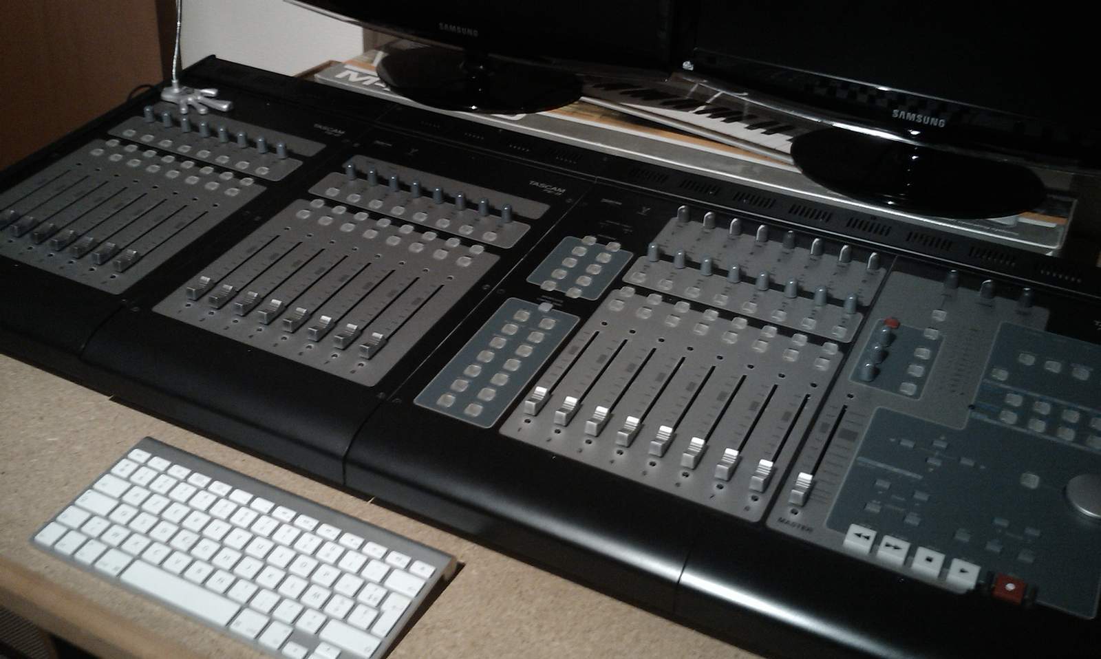 Tascam FW1884 image (162780) Audiofanzine