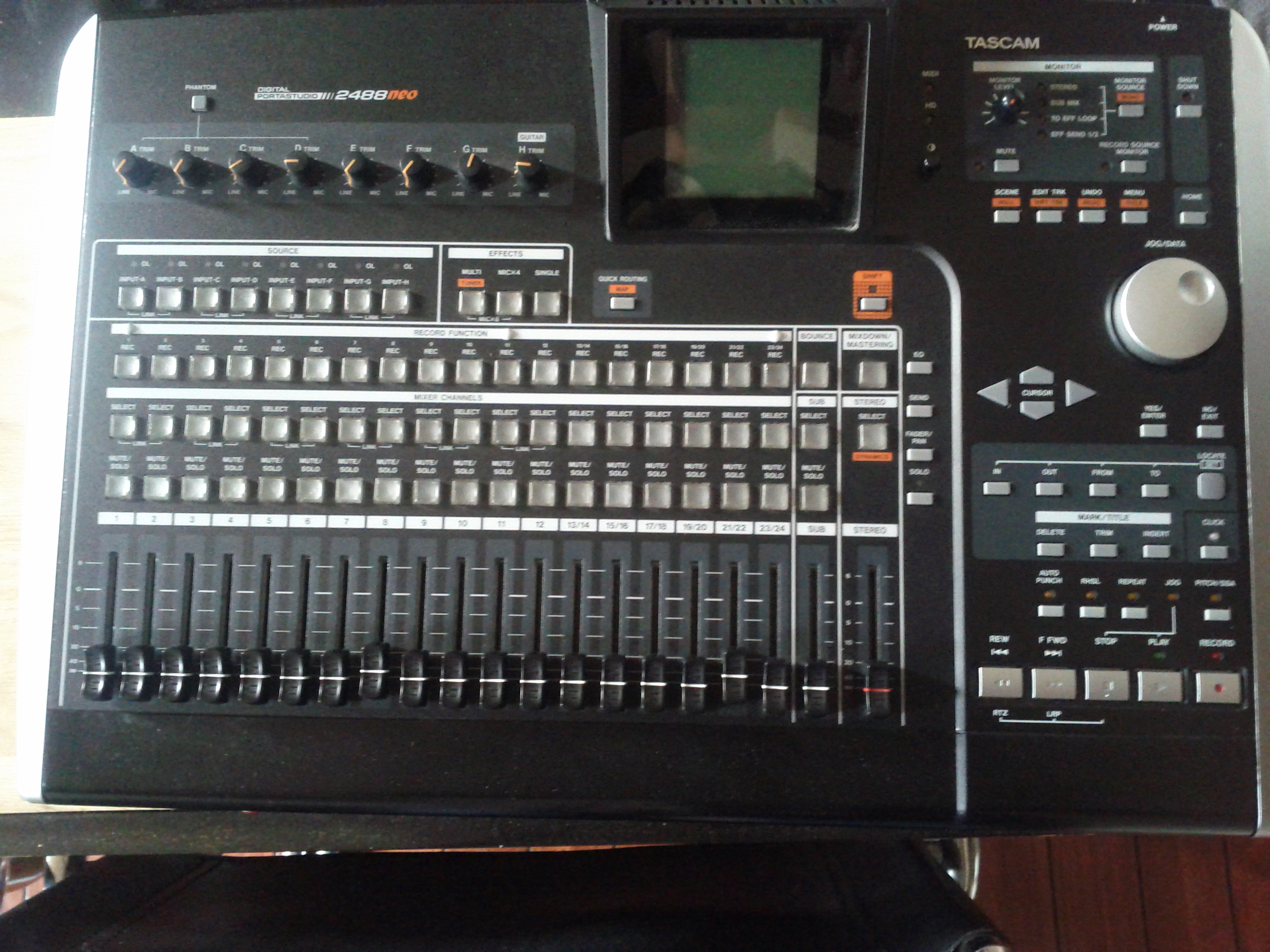 Tascam Portastudio 2488neo image (#863570) - Audiofanzine