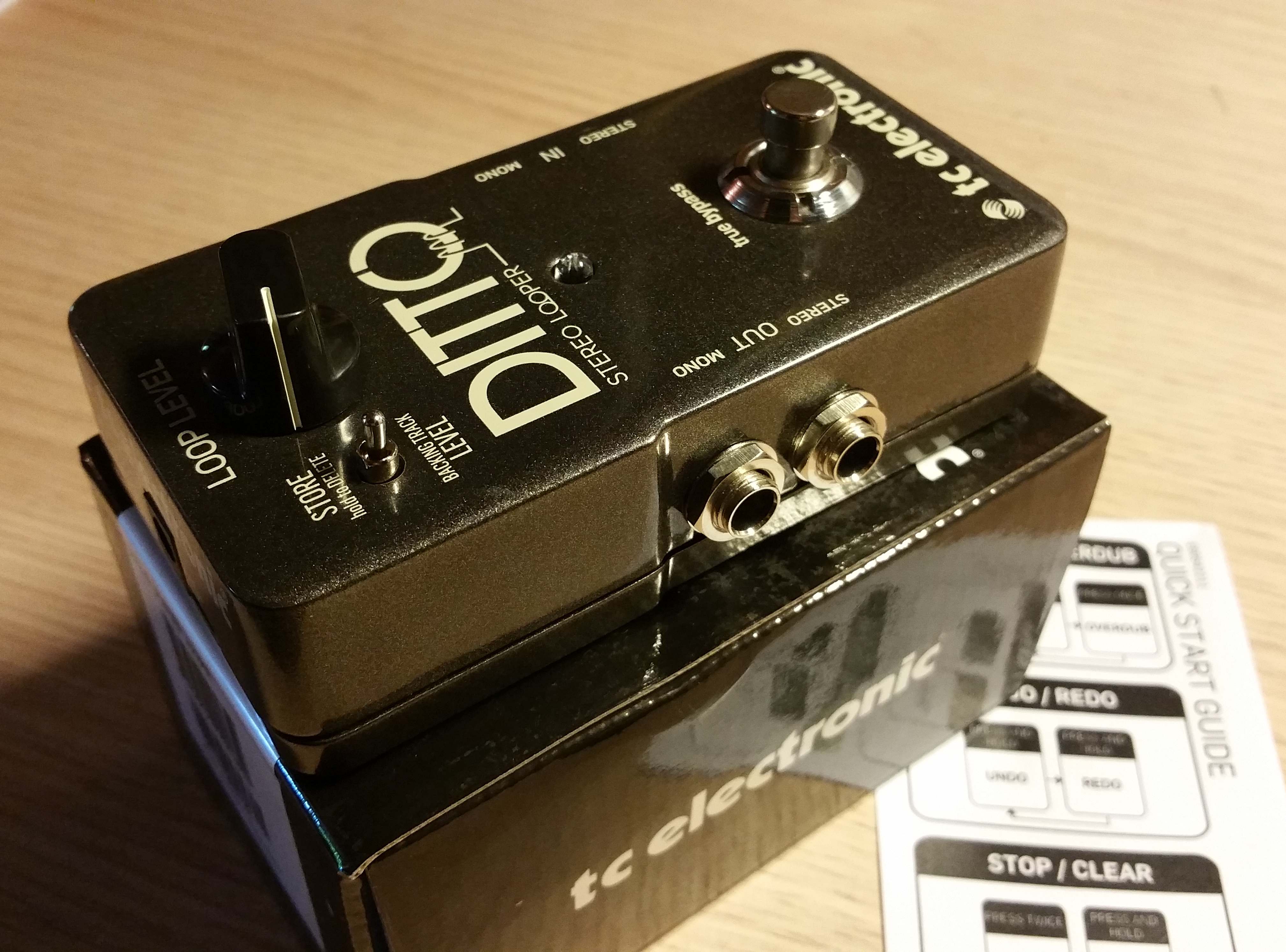 DITTO STEREO LOOPER TC Electronic Ditto Stereo Looper Audiofanzine