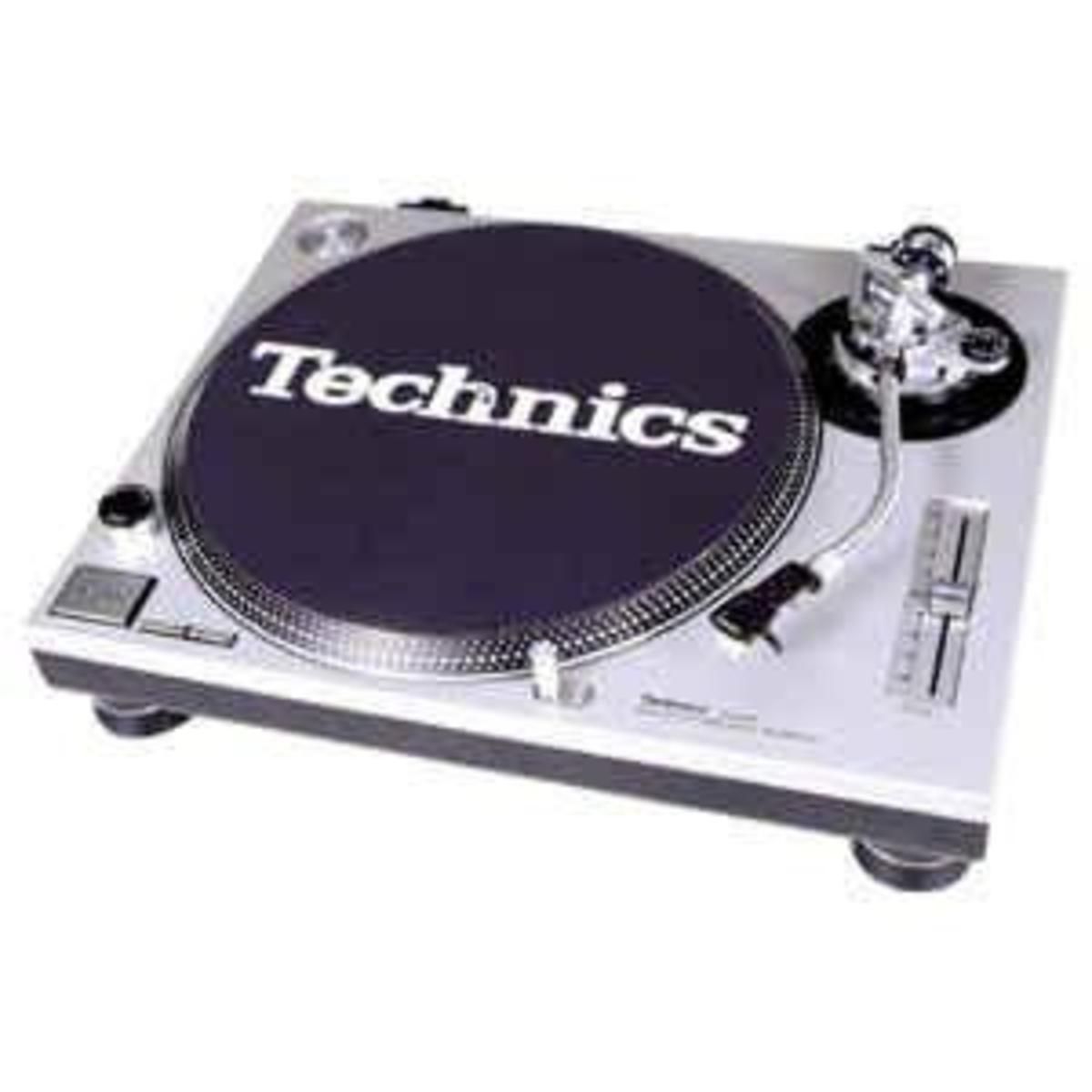 Photo Technics SL1200 MK2 Technics SL1200 MK2 (62770) (38784