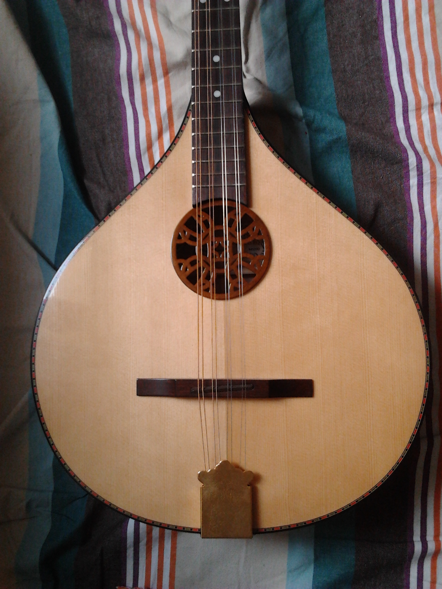 Thomann Irish Bouzouki Concert PU image (888707) Audiofanzine