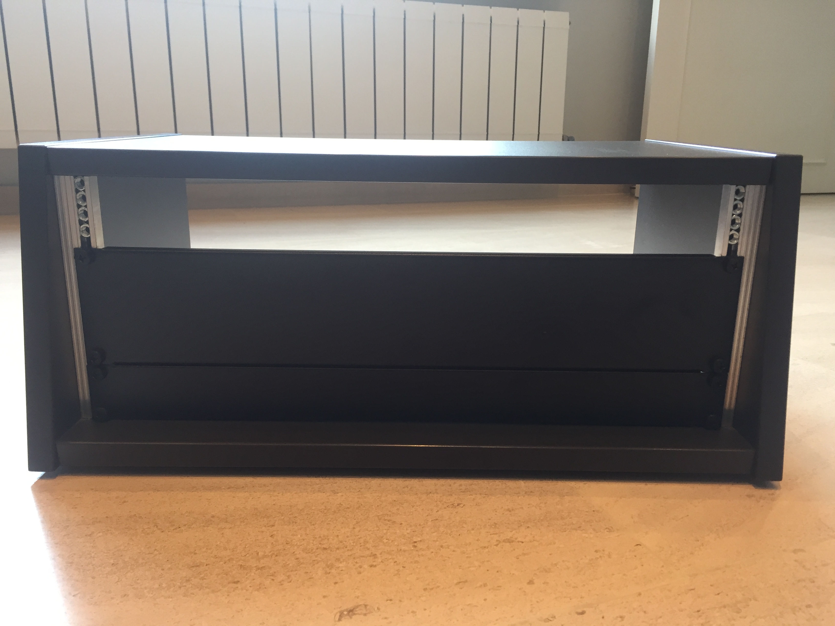 Photo Thon Studio Desktop Rack 4U Noir Thon Studio Desktop Rack 4U