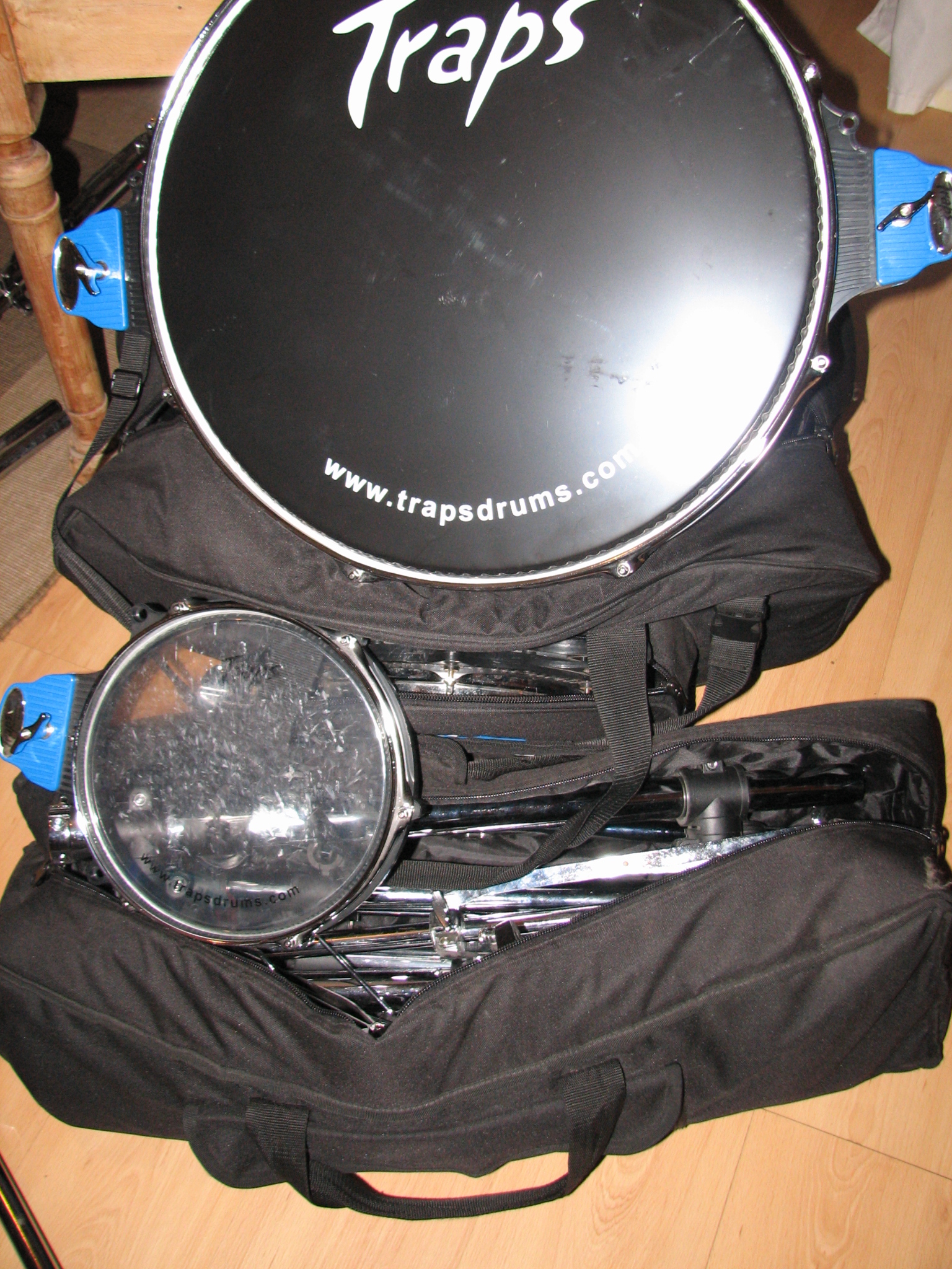 traps-drums-a400-portable-acoustic-drum-set-buy-online-in-uae