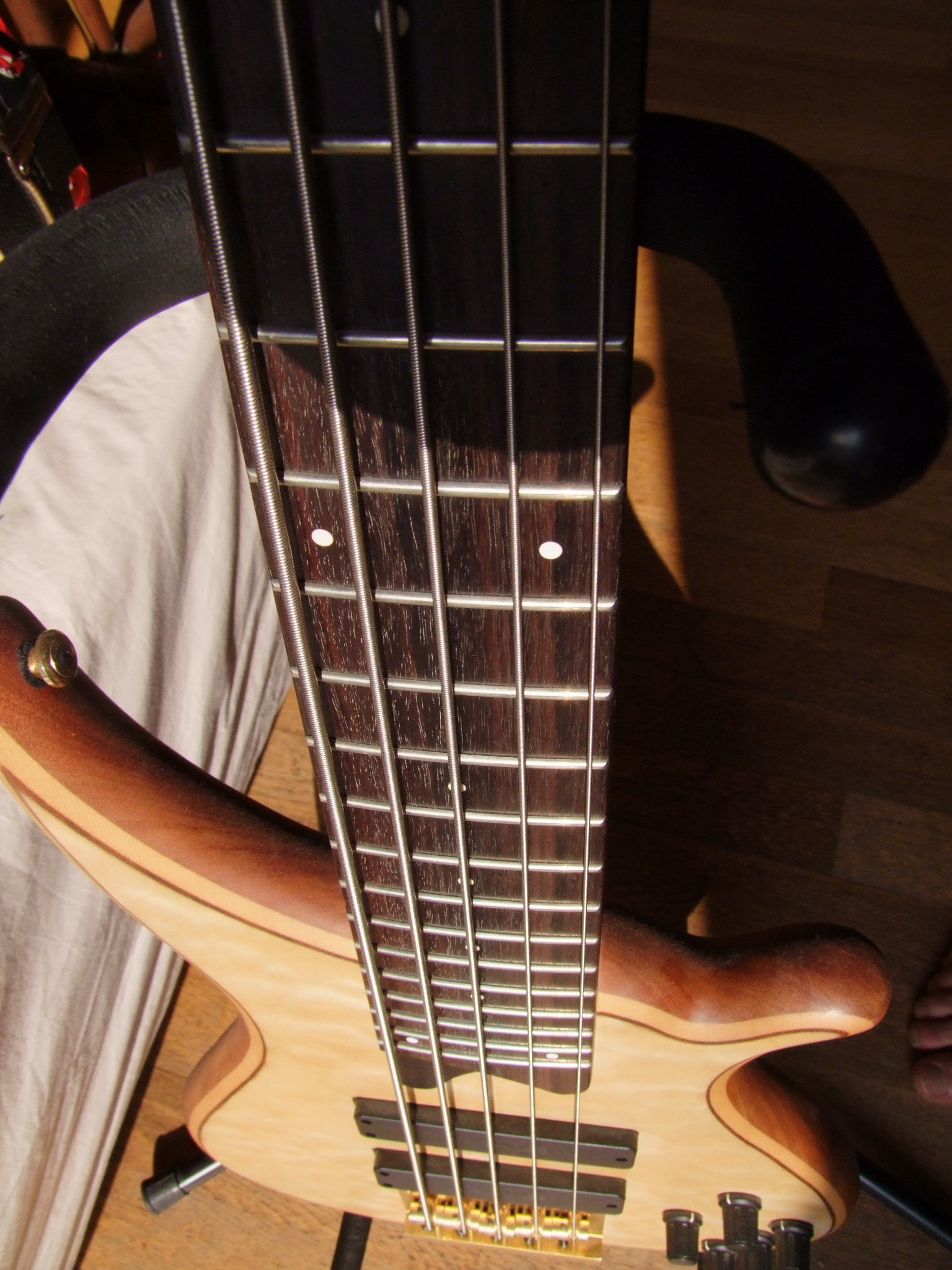 Tune Guitar Technology TWB53 image (1297352) Audiofanzine