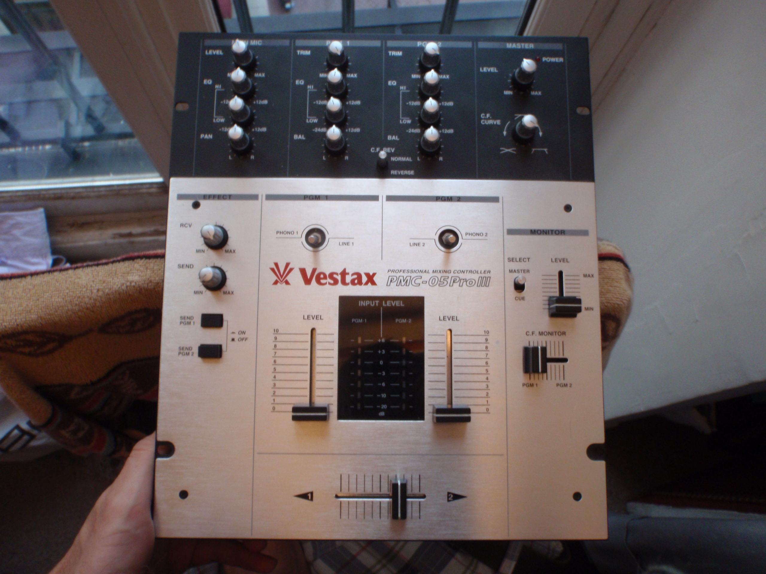 Vestax 05 Pro