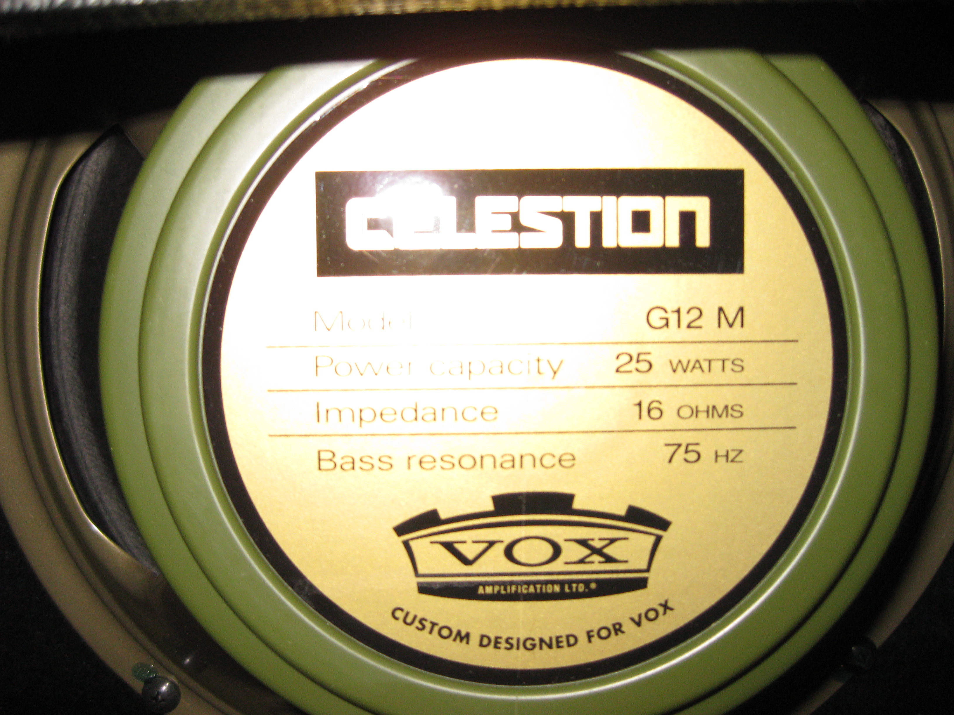vox-modern-classic-series-v112nt-speaker-cabinet-252689.jpg