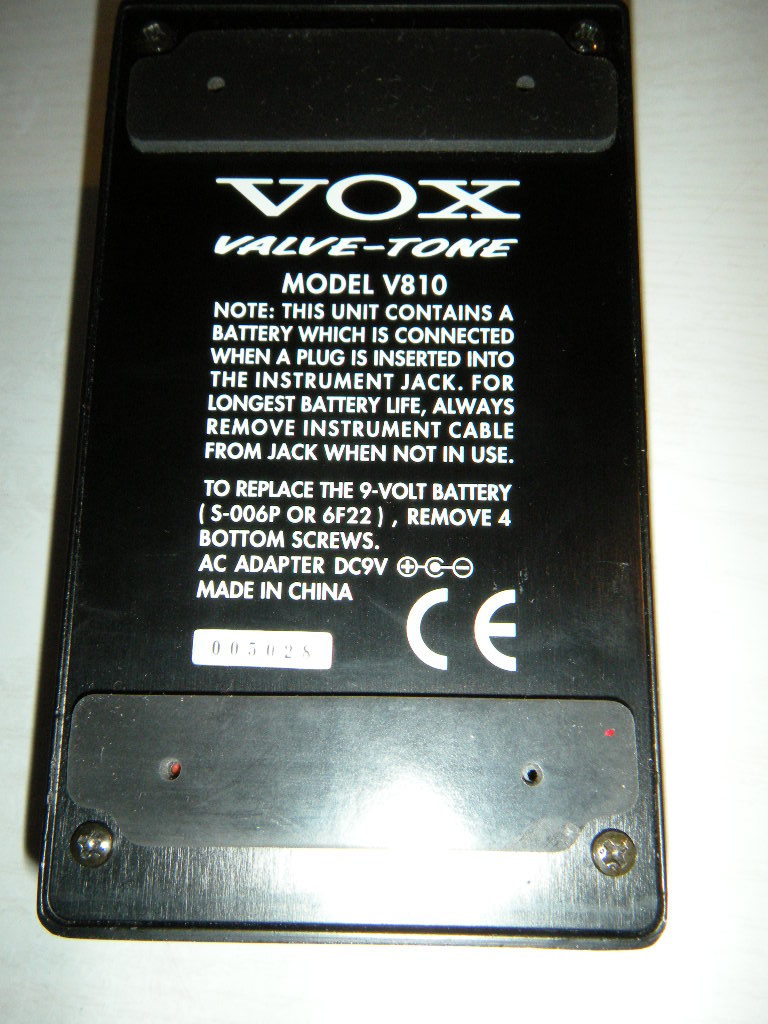 vox v810