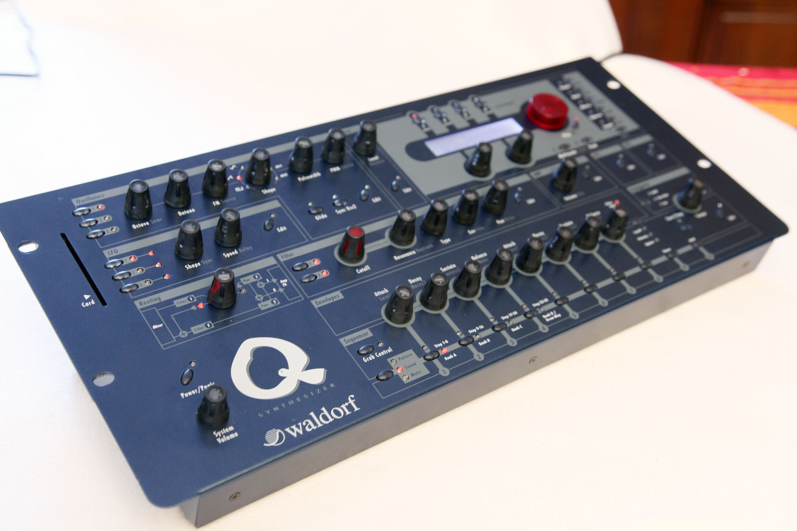 waldorf-q-rack-384154.jpg