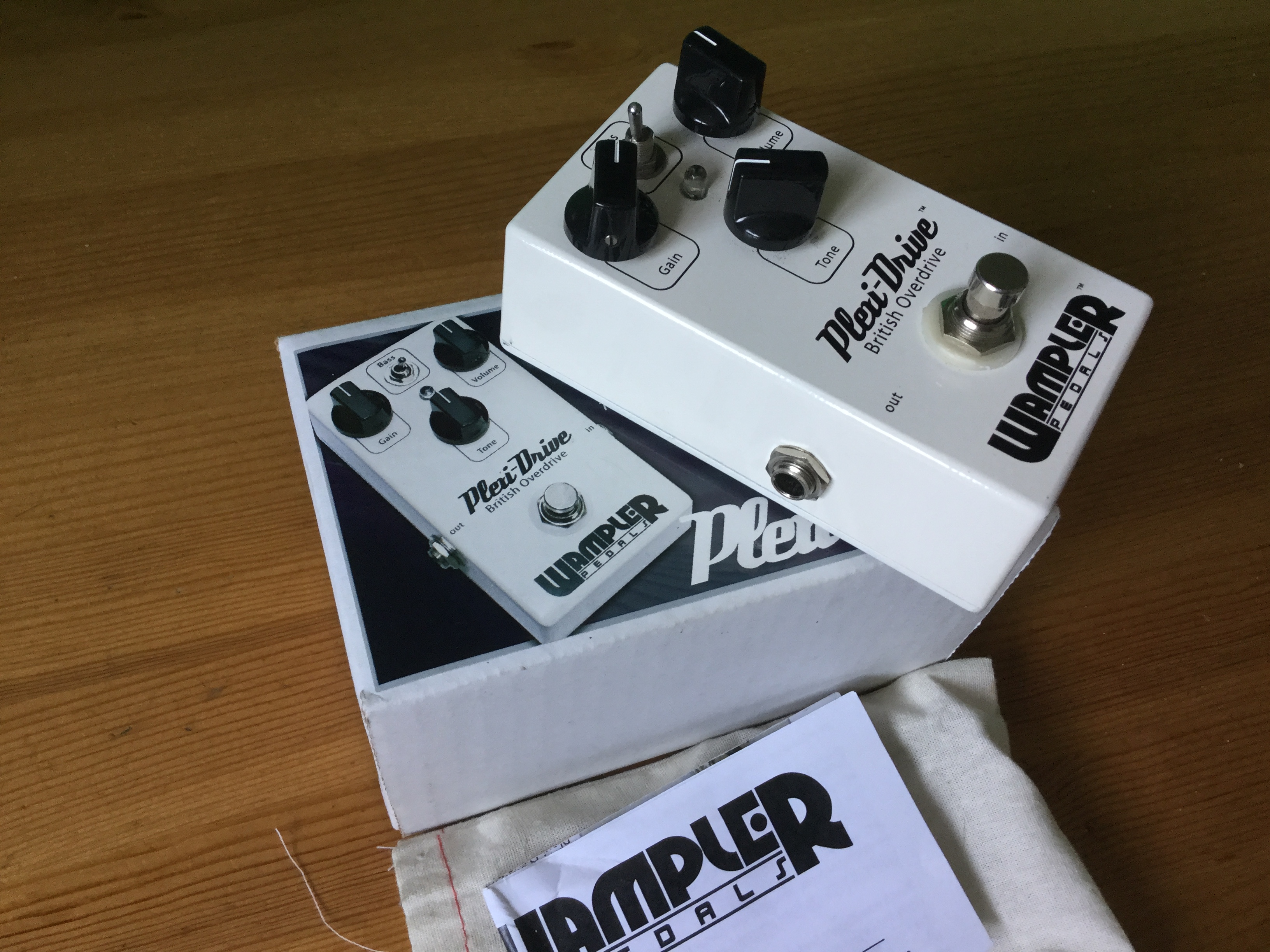 PlexiDrive British Overdrive Wampler Pedals Audiofanzine
