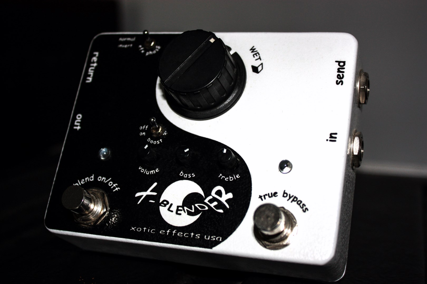 XBLENDER Xotic Effects XBlender Audiofanzine