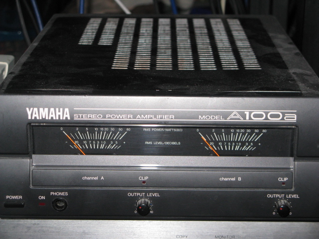 Yamaha A100