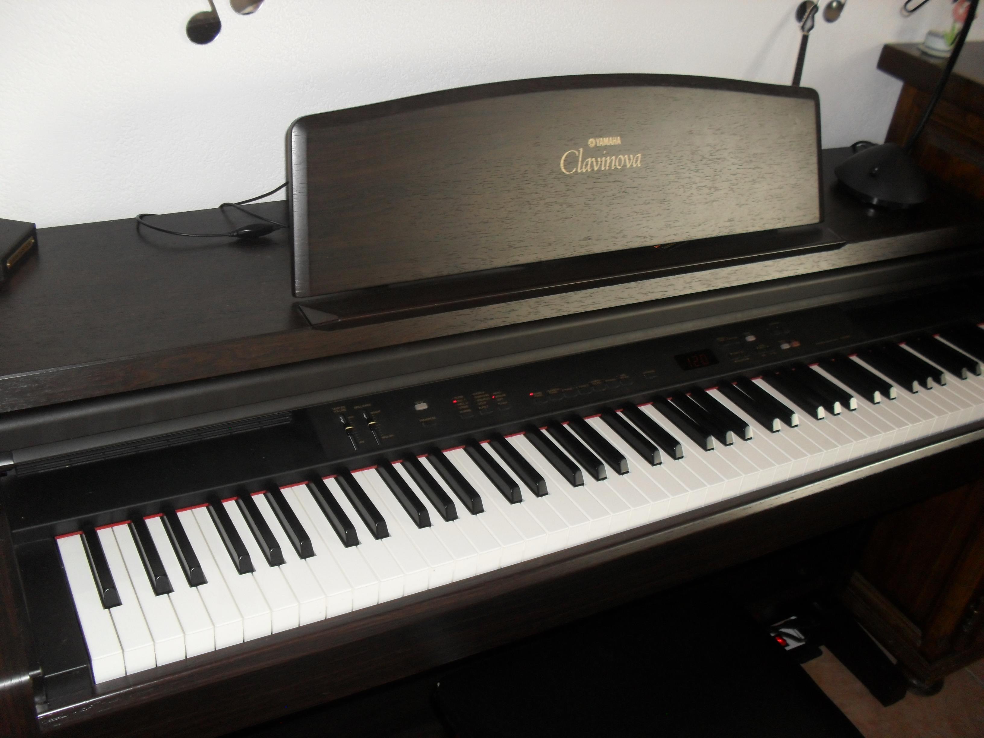 Yamaha CLP840 image (290181) Audiofanzine