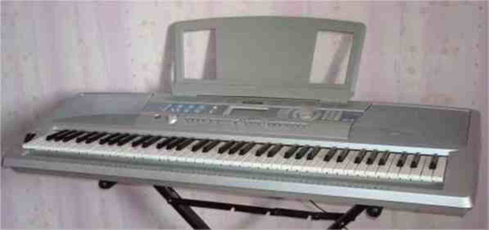 Yamaha DGX200 image (25746) Audiofanzine