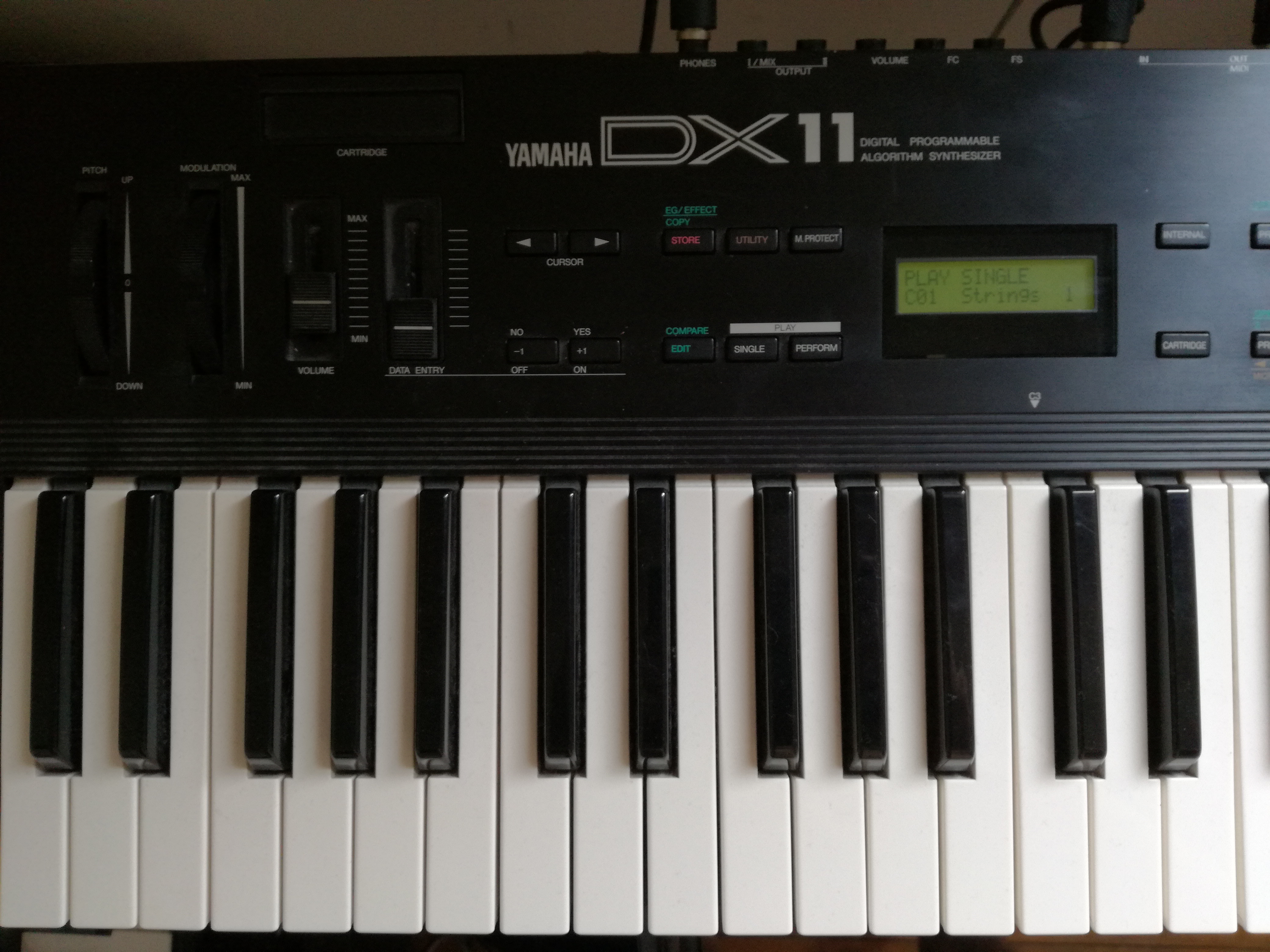 Dx11 Yamaha Dx11 Audiofanzine