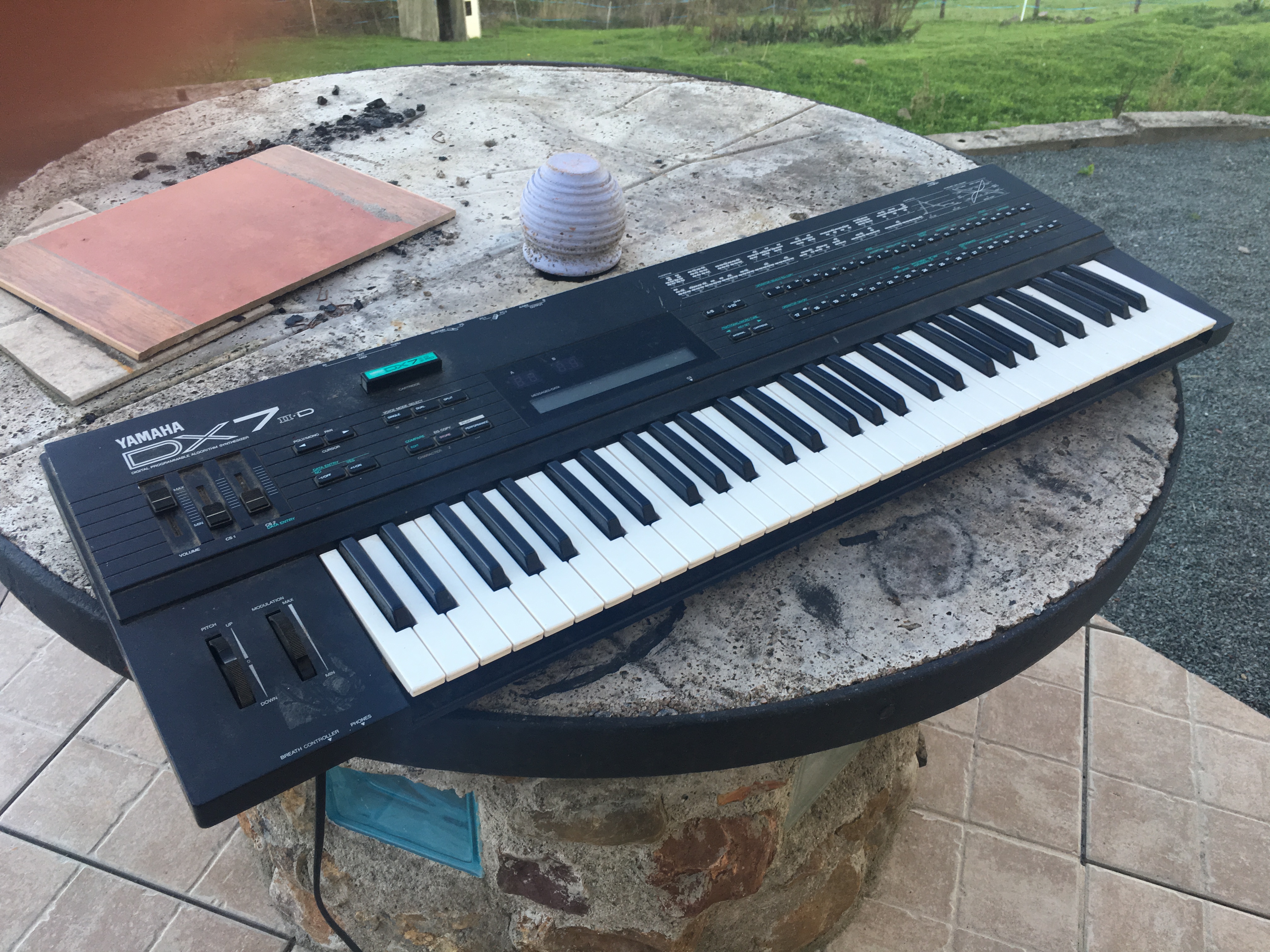 DX7 IID Yamaha DX7 IID Audiofanzine