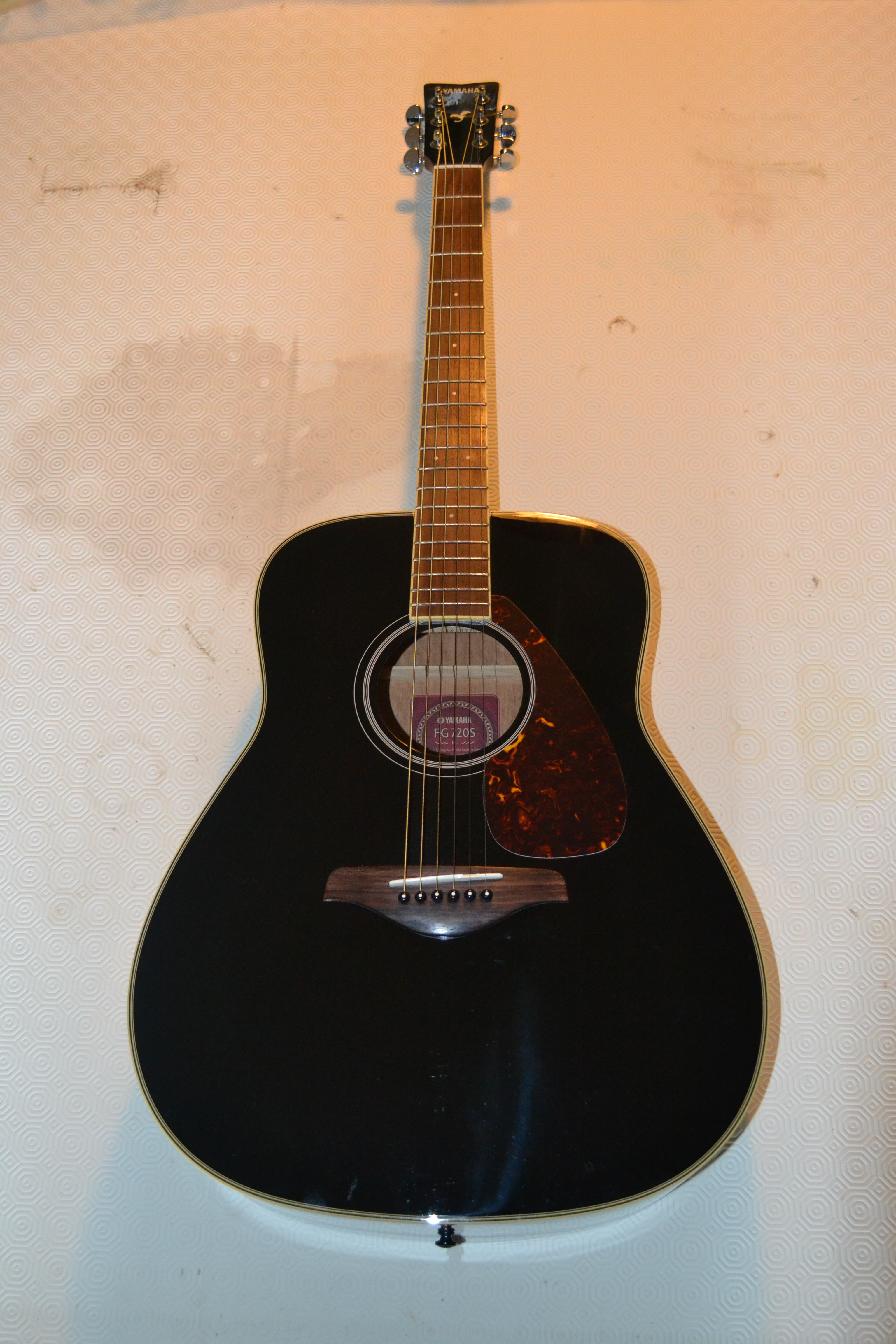 Yamaha F370 image (#659214) - Audiofanzine