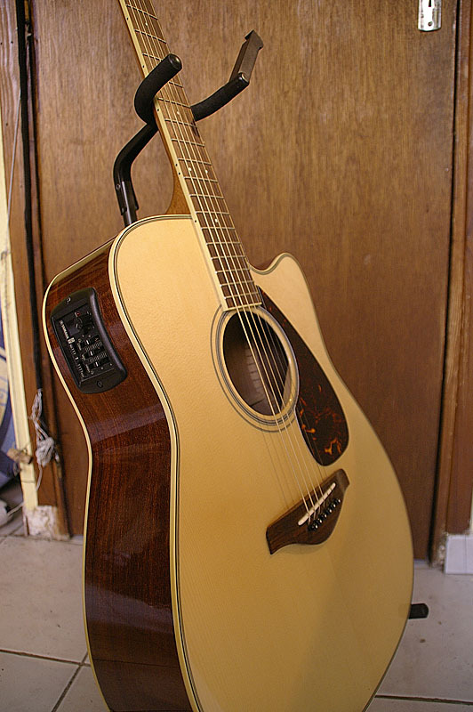 Yamaha FGX720SCA image (96603) Audiofanzine