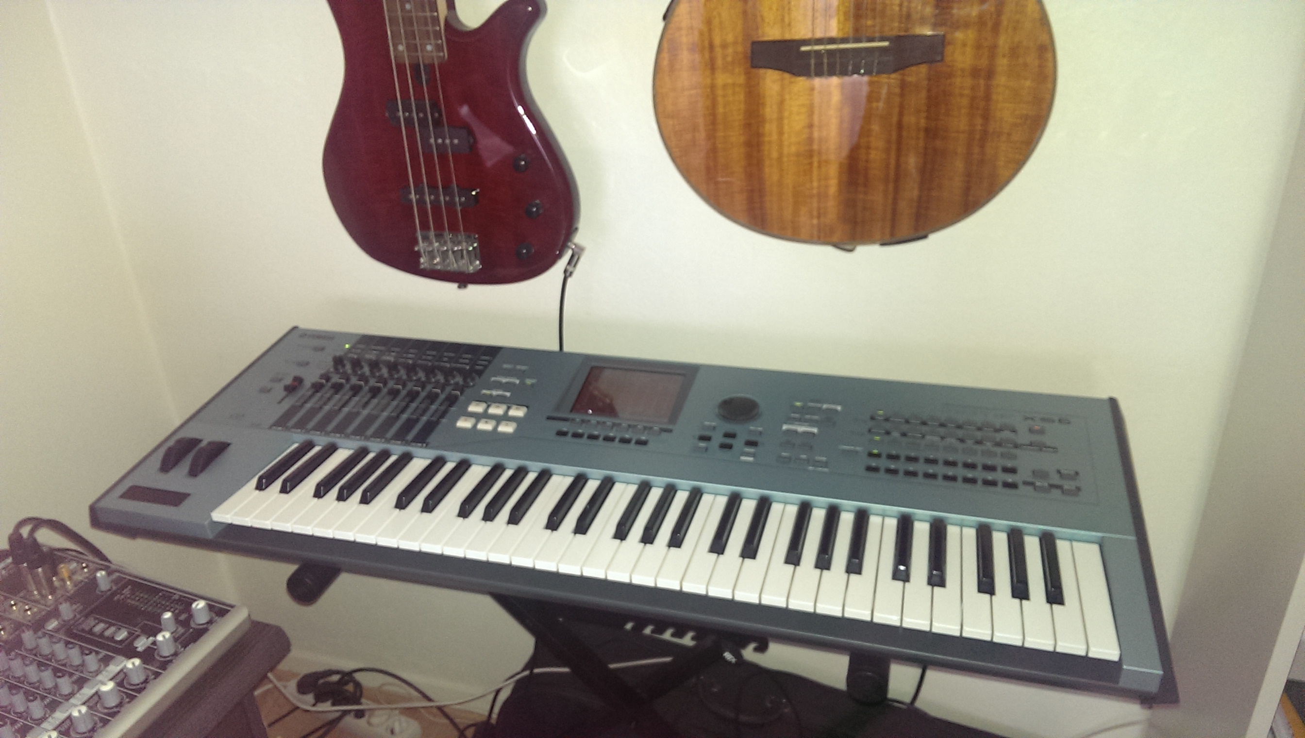 Drivers Motif Xs6 Pictures