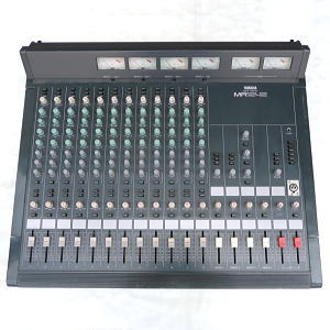 yamaha mr1242