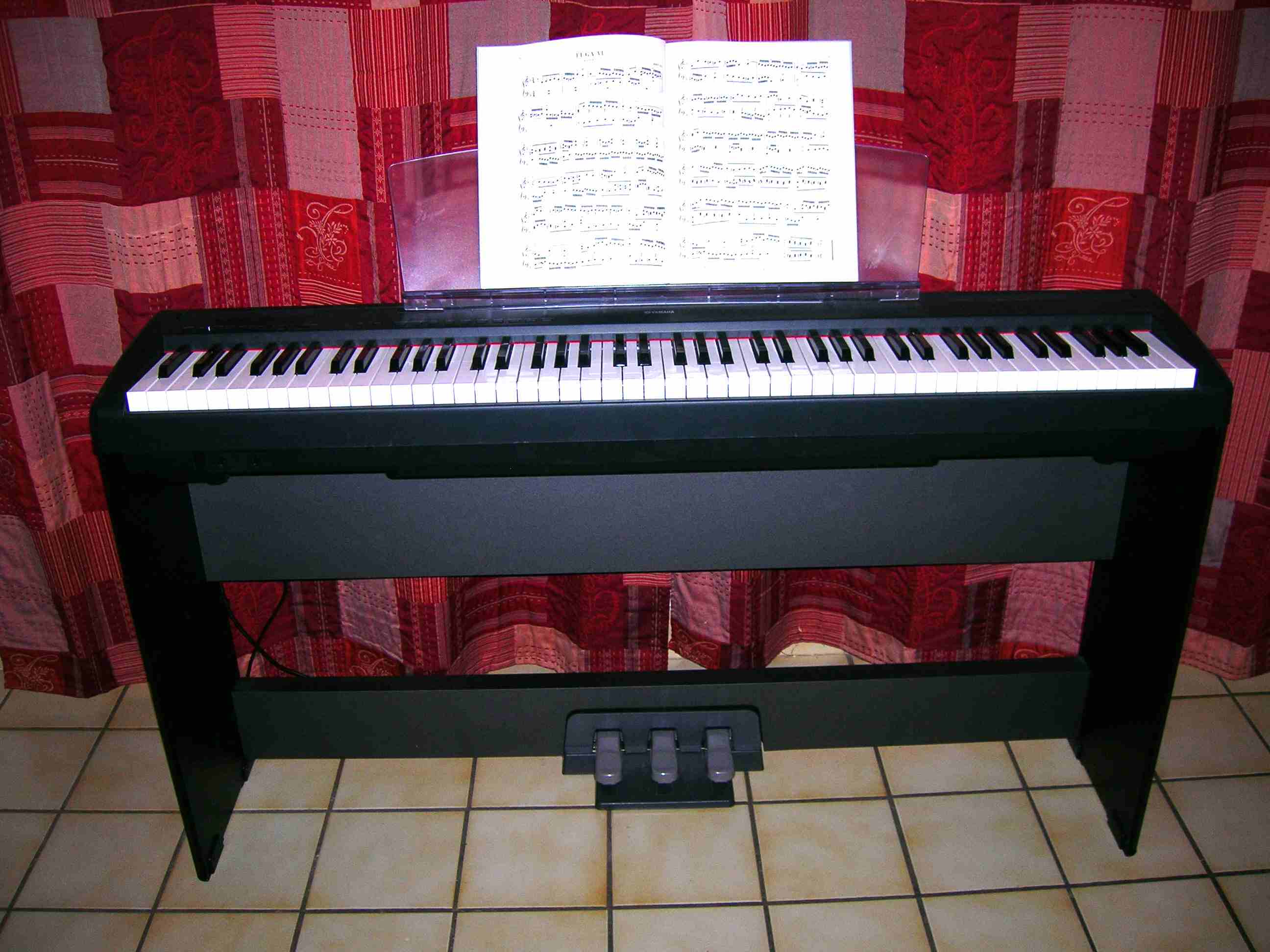 Yamaha P-85 image (#114149) - Audiofanzine
