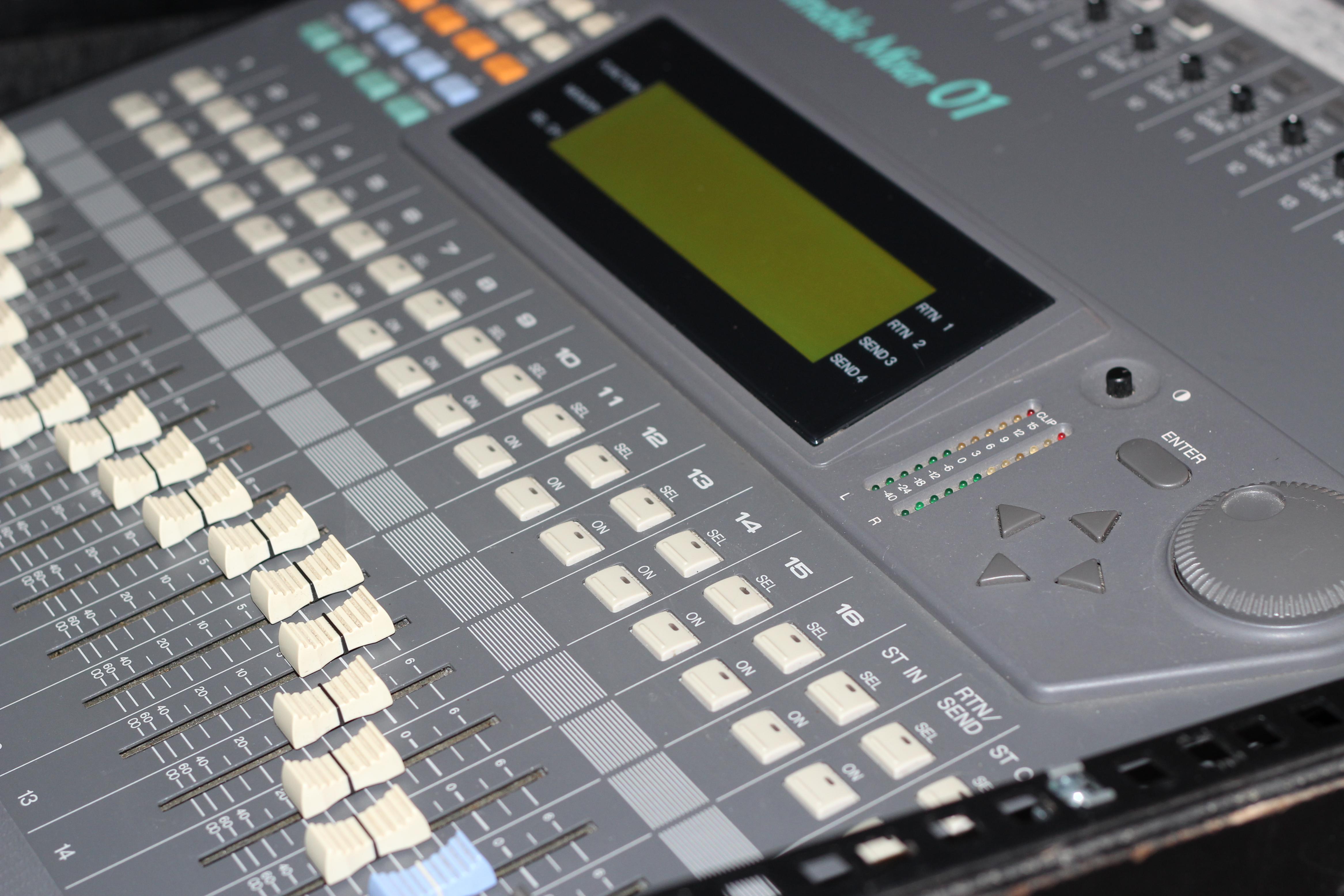 Yamaha Promix 01 image (379352) Audiofanzine