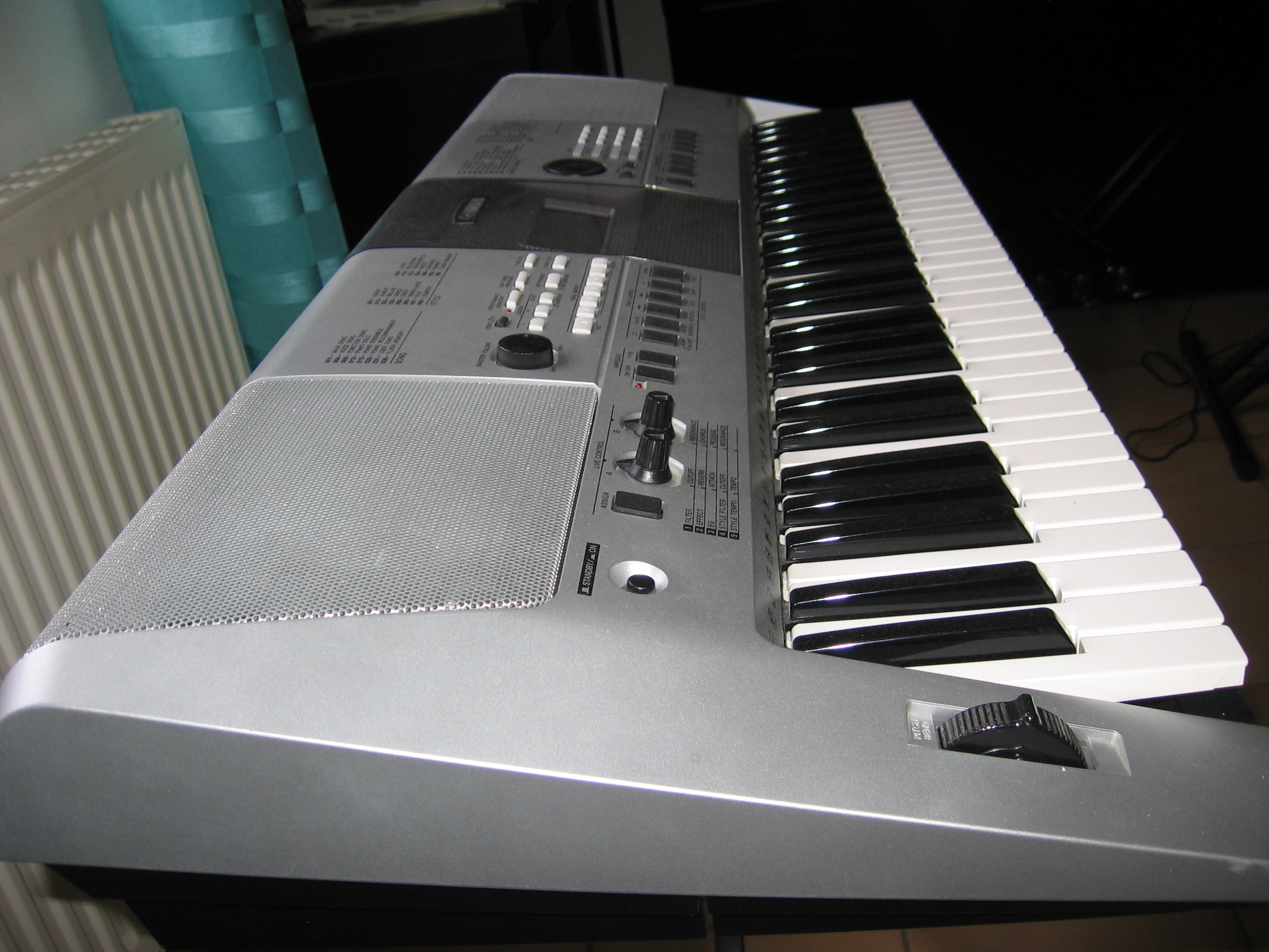 Yamaha PSR-E413 image (#680217) - Audiofanzine