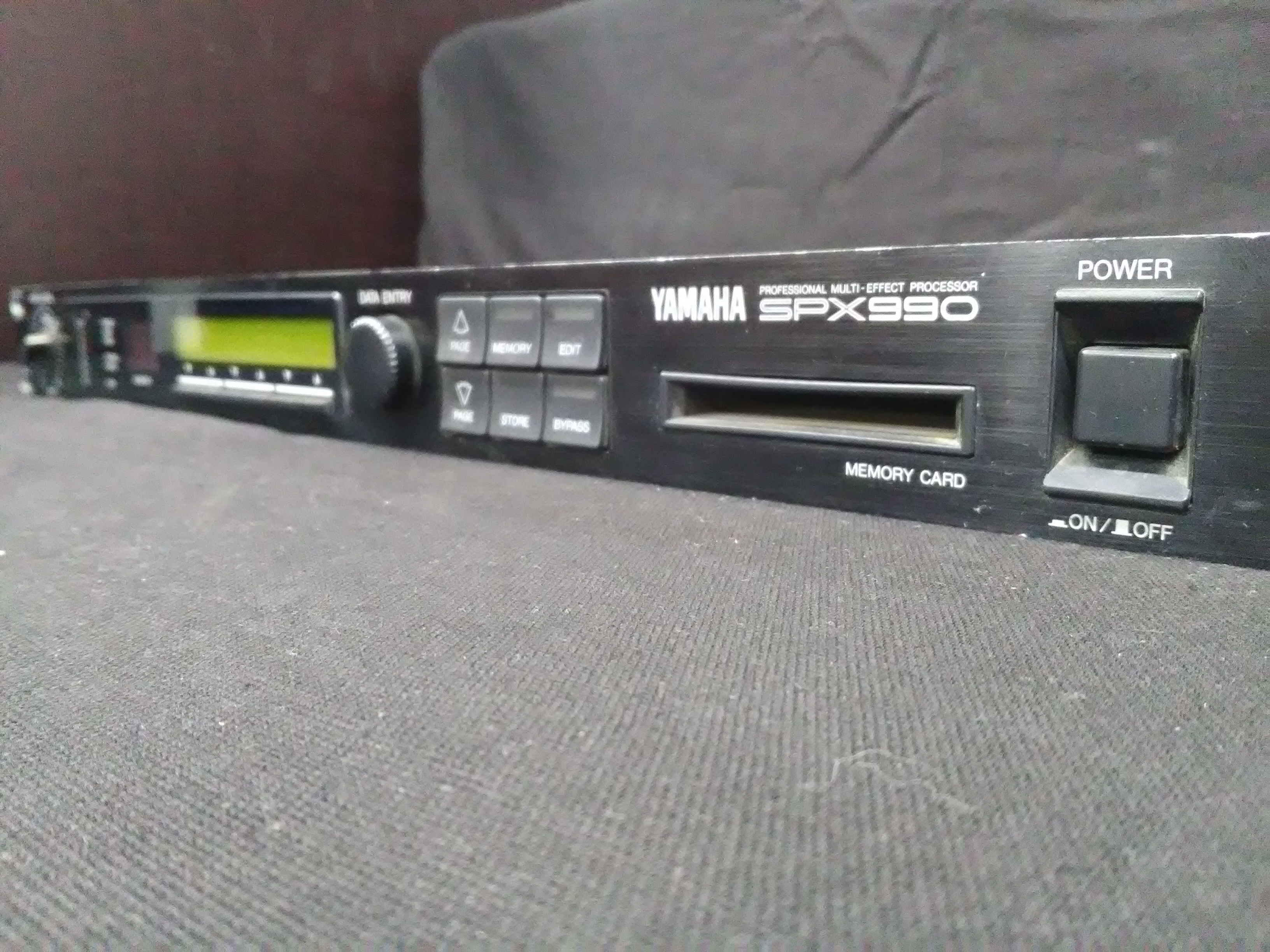 SPX990 Yamaha SPX990 Audiofanzine