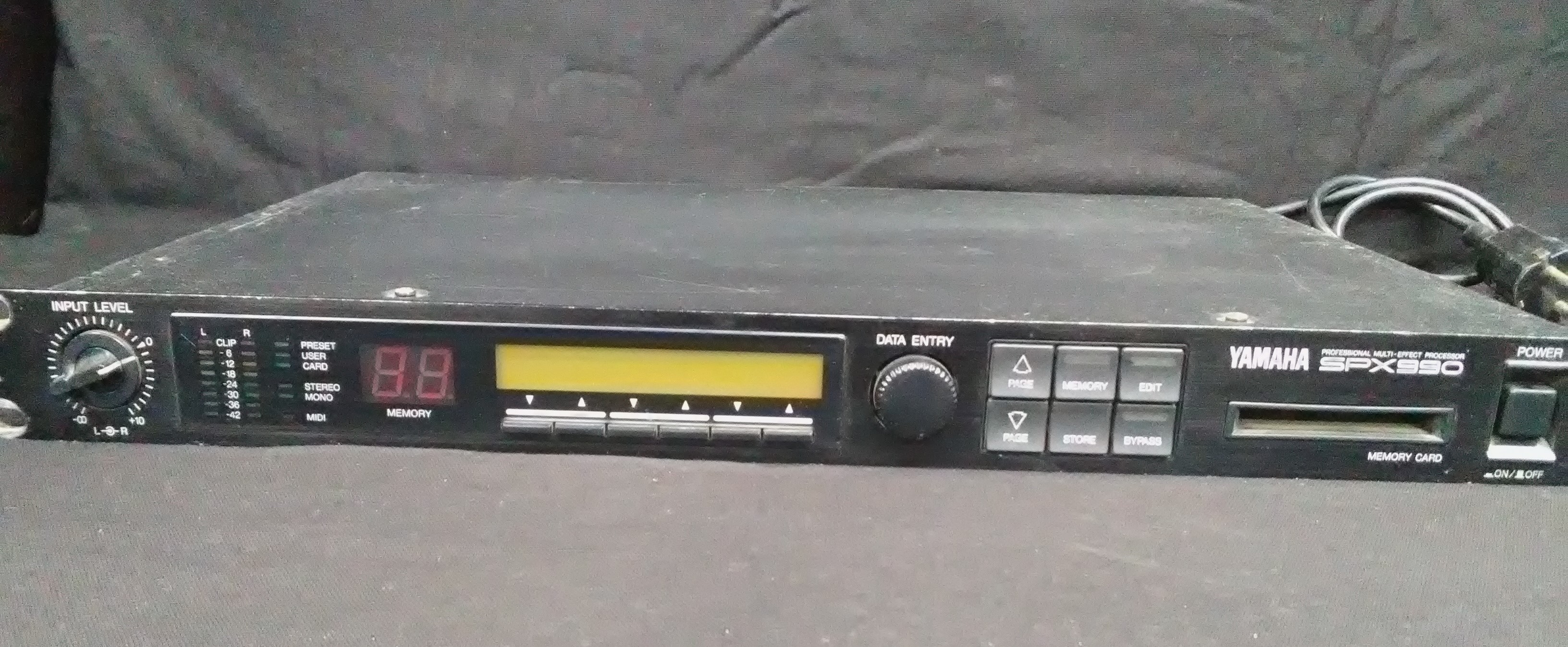 SPX990 Yamaha SPX990 Audiofanzine