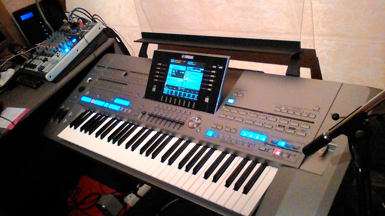 Yamaha Tyros 5 61 Keys image (1179796) Audiofanzine