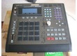 Akai MPC 3000 LE (zip interne, pads noirs)