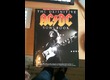 Vend The definitive Songbook ACDC 50 euros neuf
