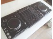Pioneer CDJ 1000 MK3 / Table DJX 750